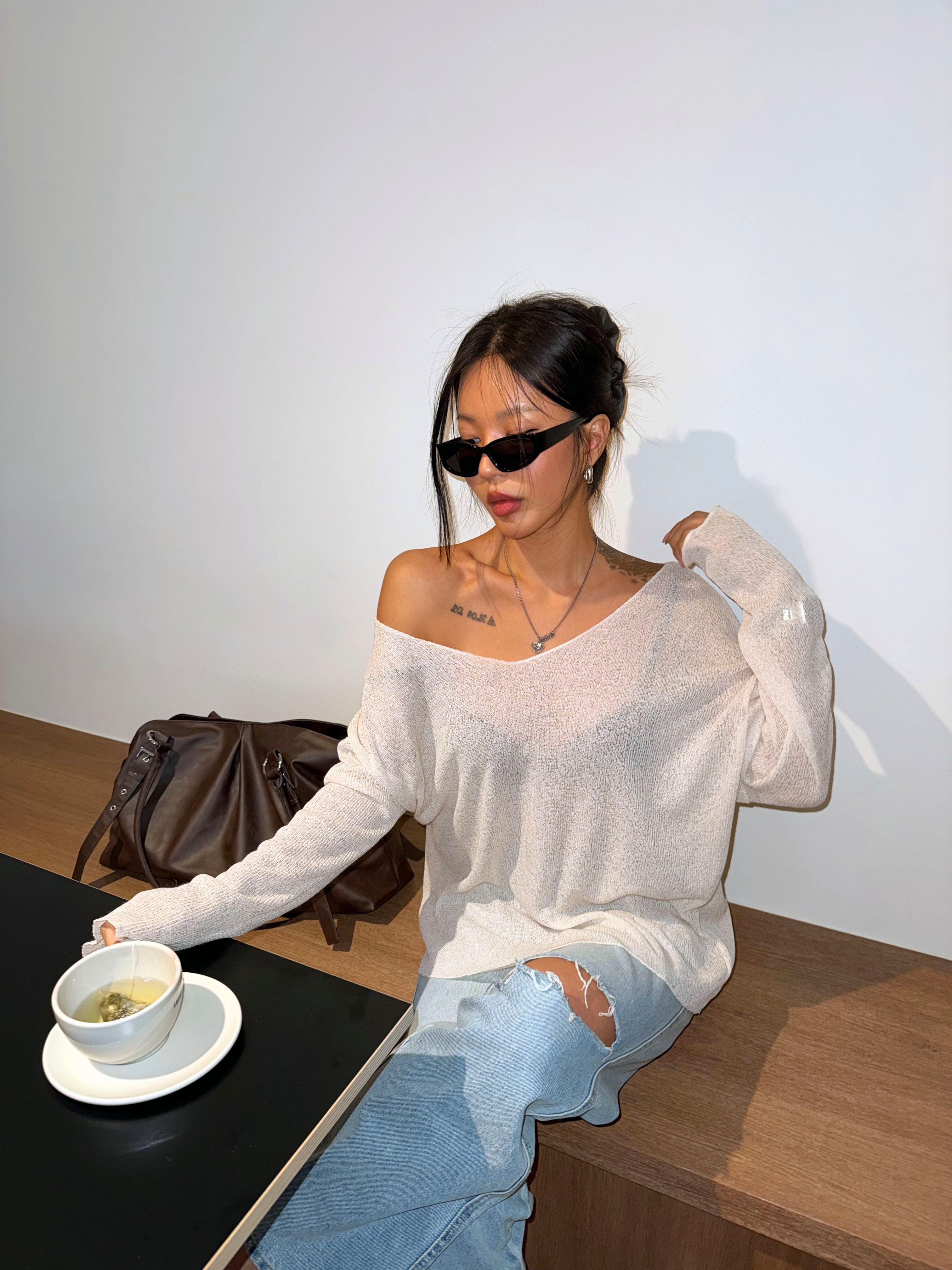 Uネックベーシックルーズ長袖ニット | 詳細画像10