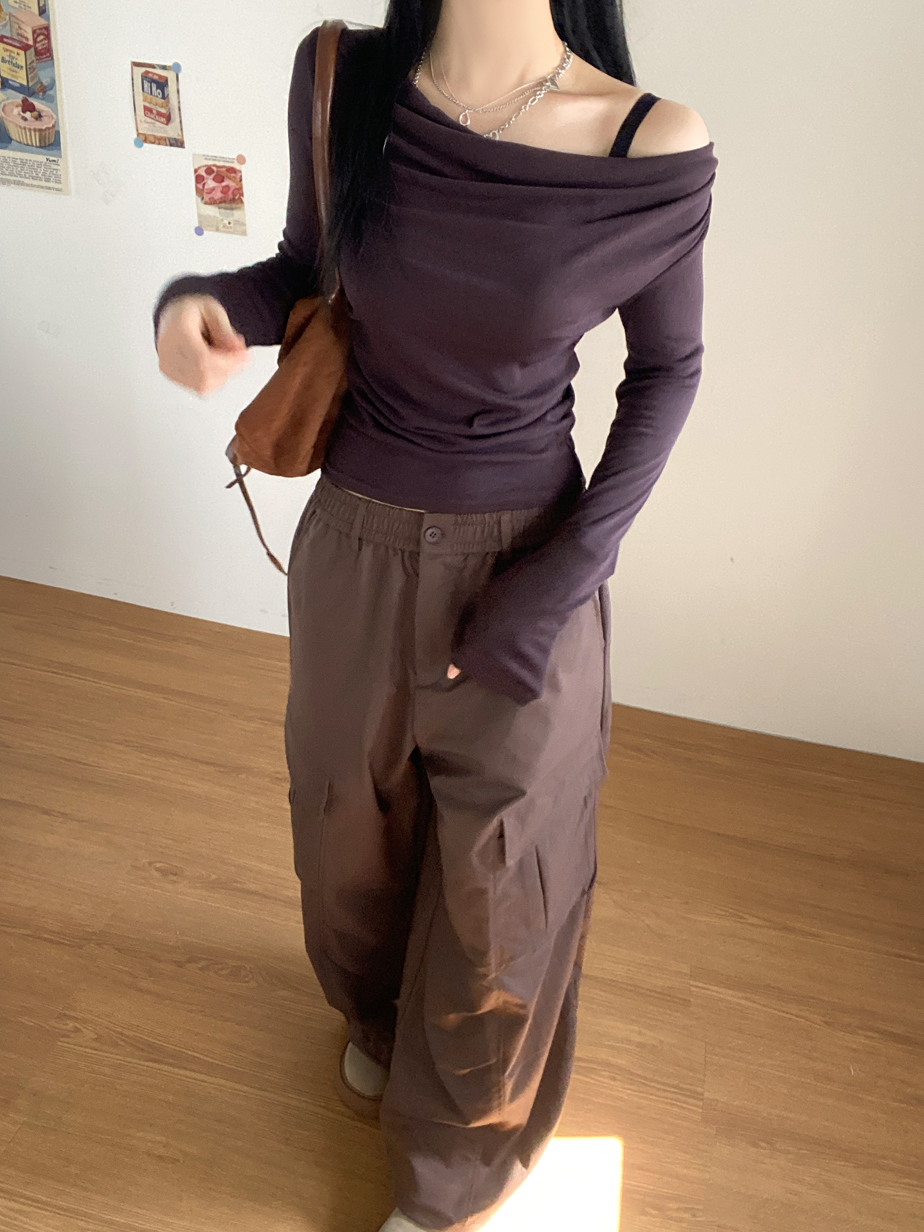 ドレープオフショルダーベーシックスリム長袖Tシャツ | 詳細画像4