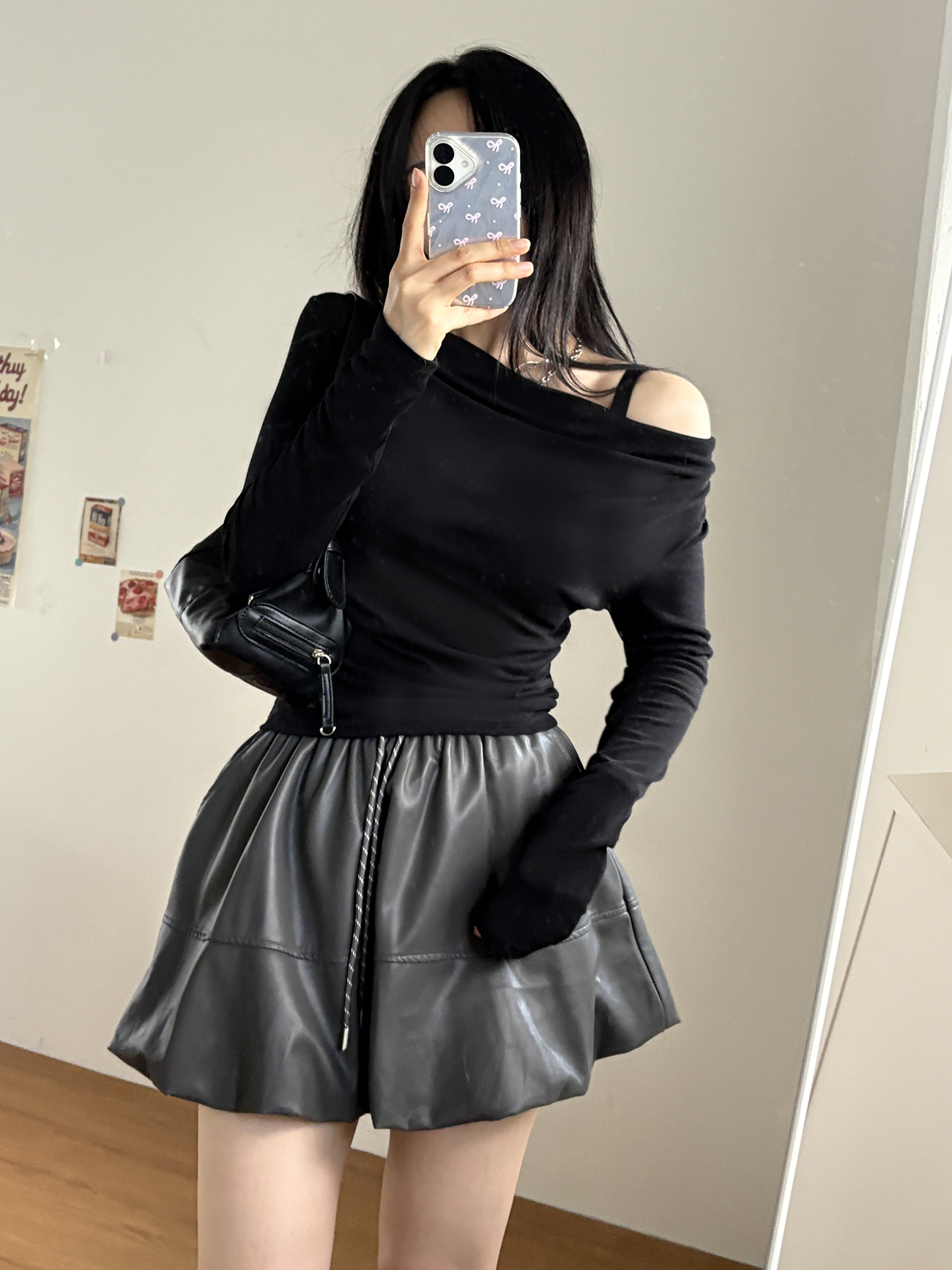 ドレープオフショルダーベーシックスリム長袖Tシャツ | 詳細画像5