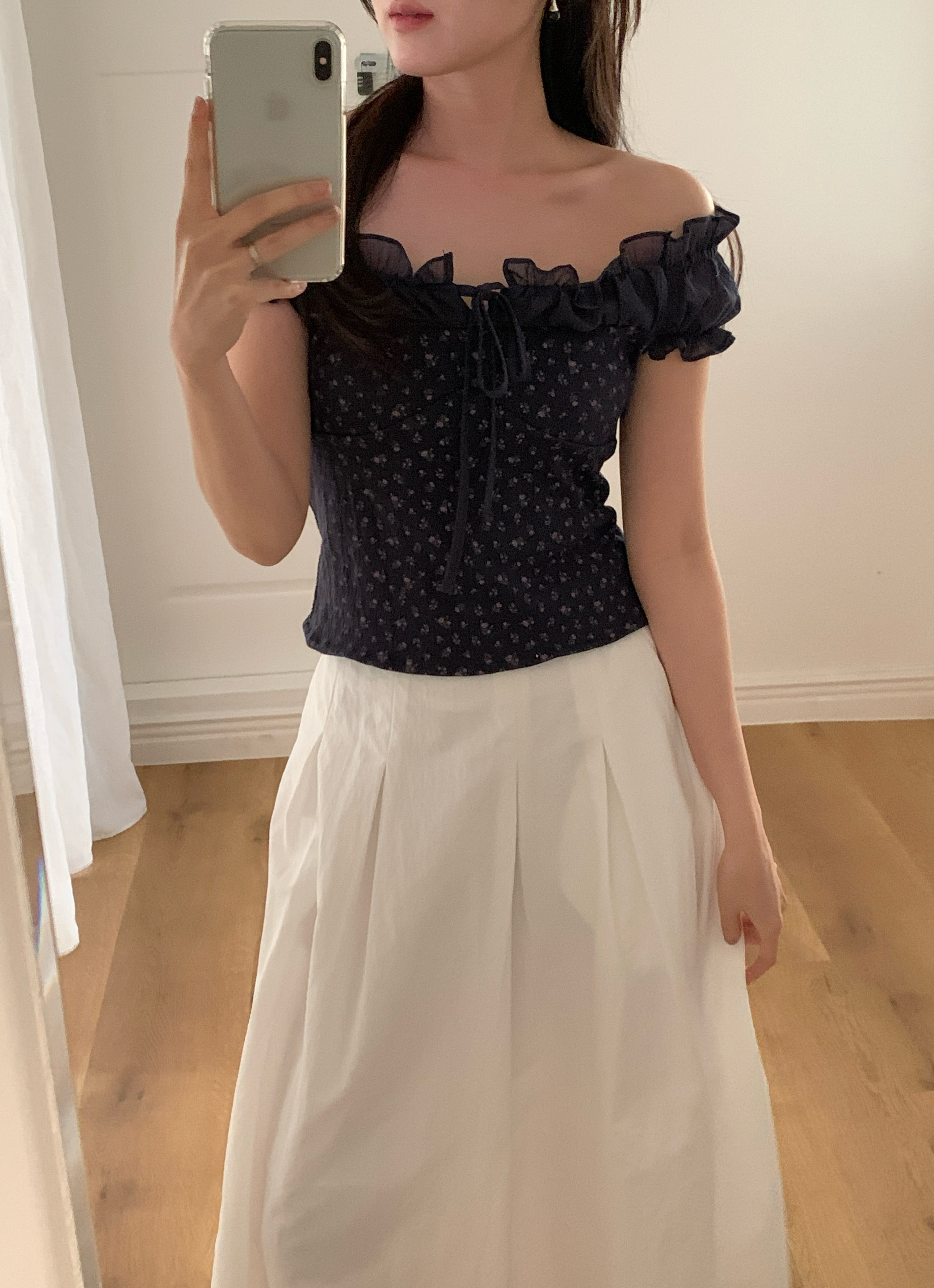 ストラップオフショルダーシャーリングフリルパフスリーブスリム半袖セミクロップド小花柄ブラウス | 詳細画像12