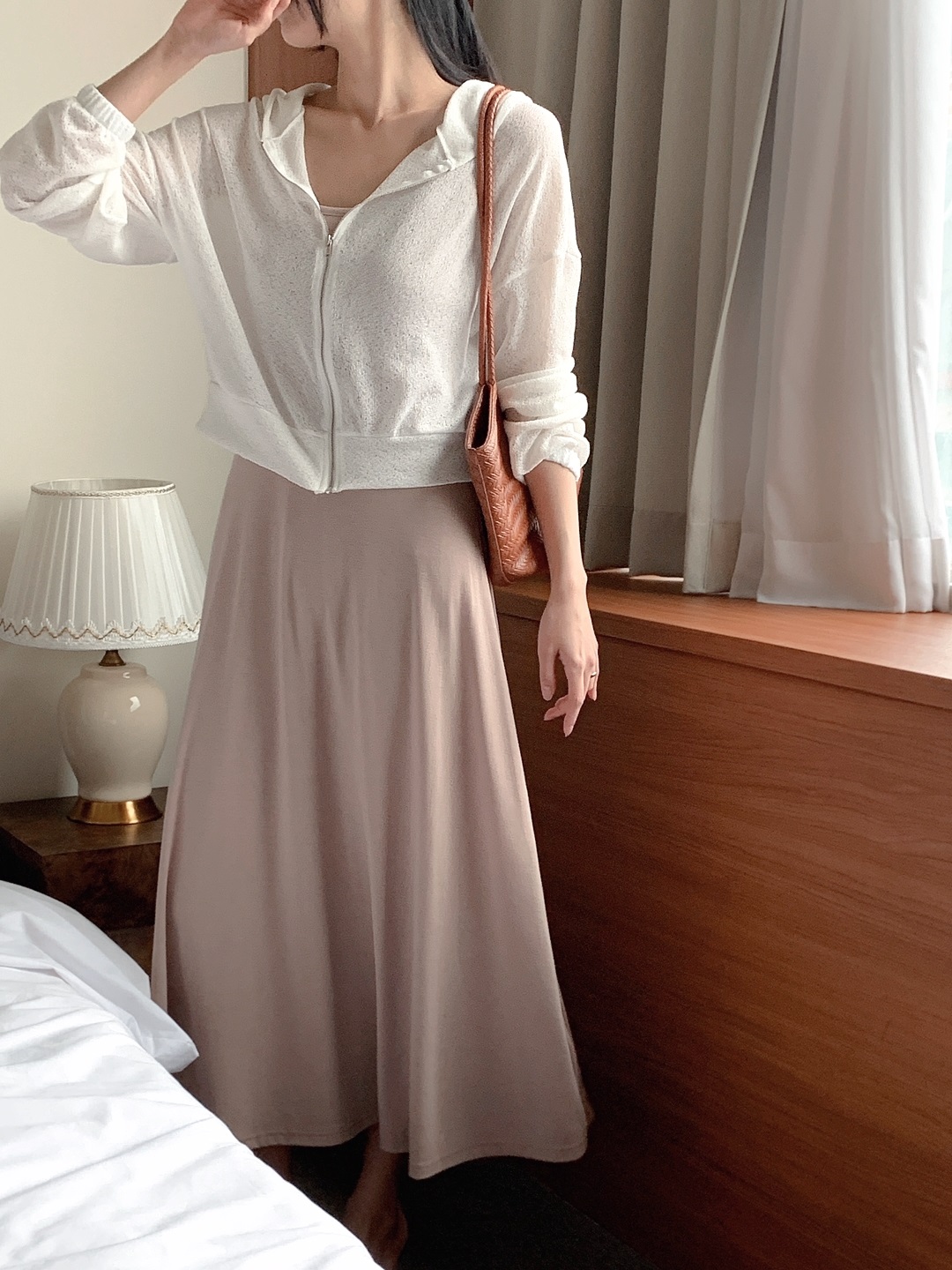 ジップアップフードロングルーズ長袖フレアAラインセミクロップドドロップショルダー無地ジップパーカーキャミワンピース | 詳細画像6