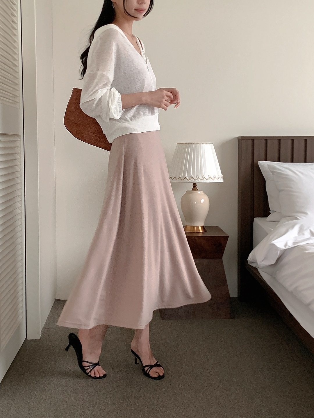 ジップアップフードロングルーズ長袖フレアAラインセミクロップドドロップショルダー無地ジップパーカーキャミワンピース | 詳細画像10