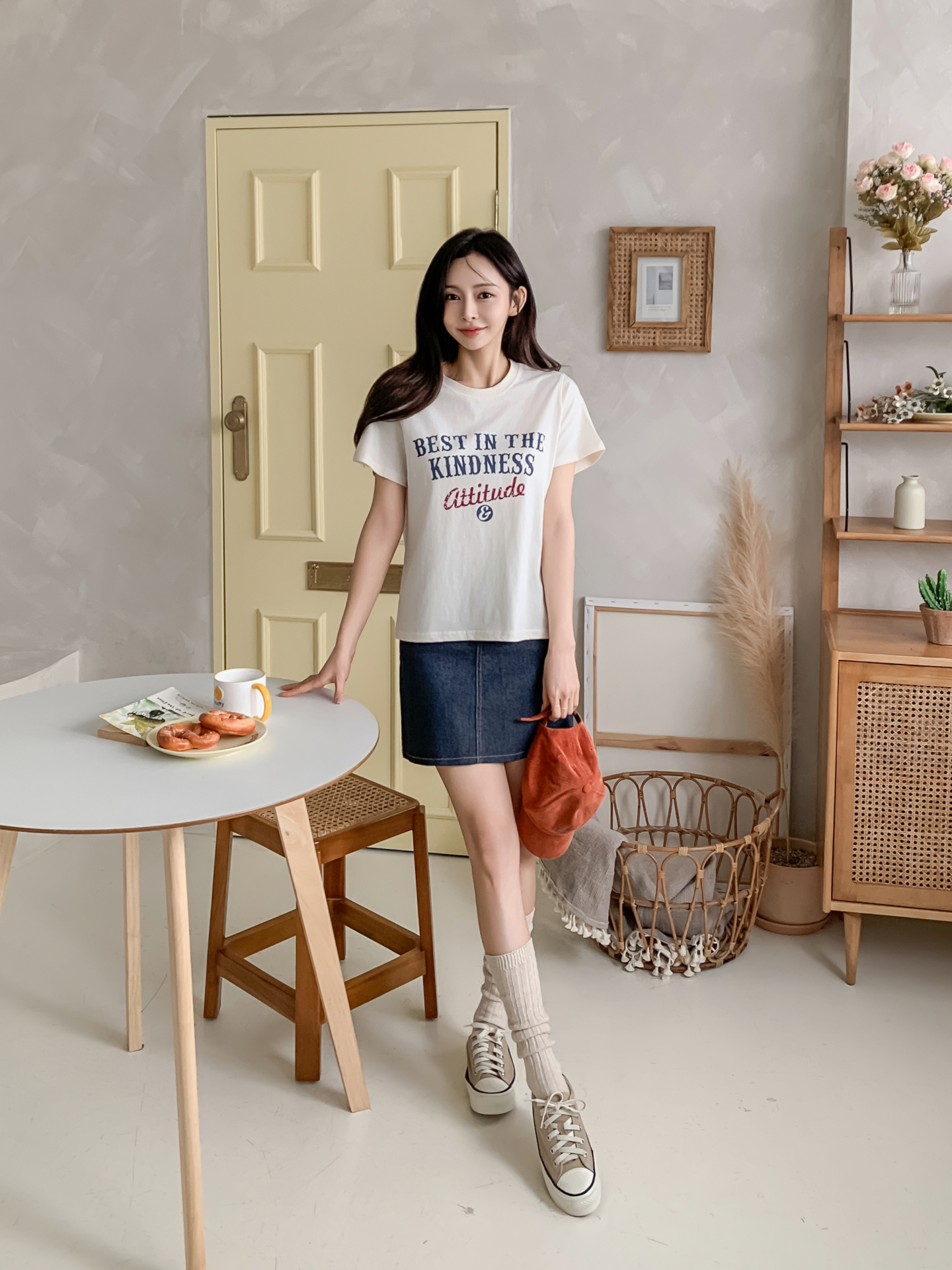 コットンラウンドネックベーシック半袖レタリングTシャツ | 詳細画像2