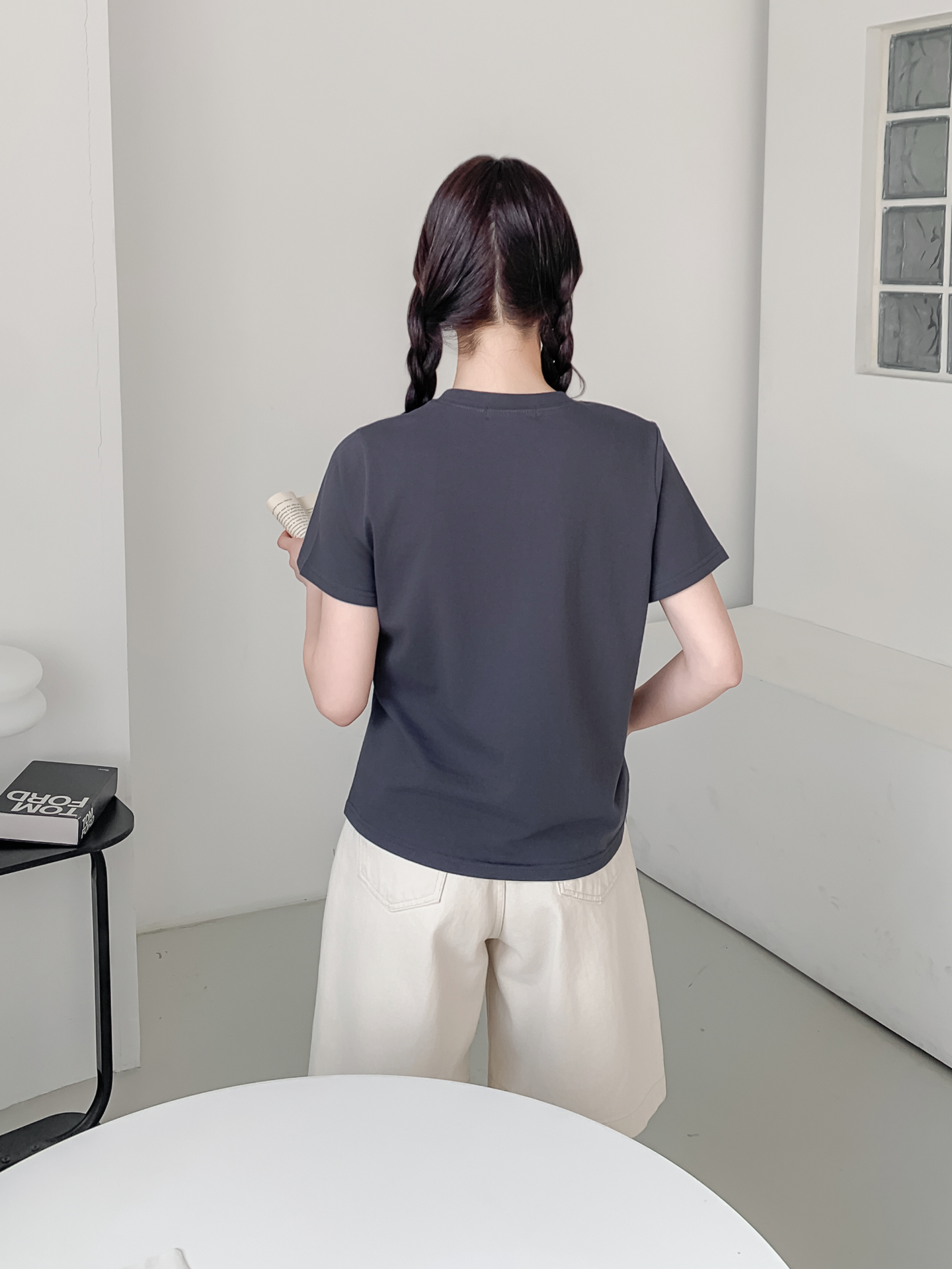 コットンラウンドネックベーシック半袖レタリングTシャツ | 詳細画像23