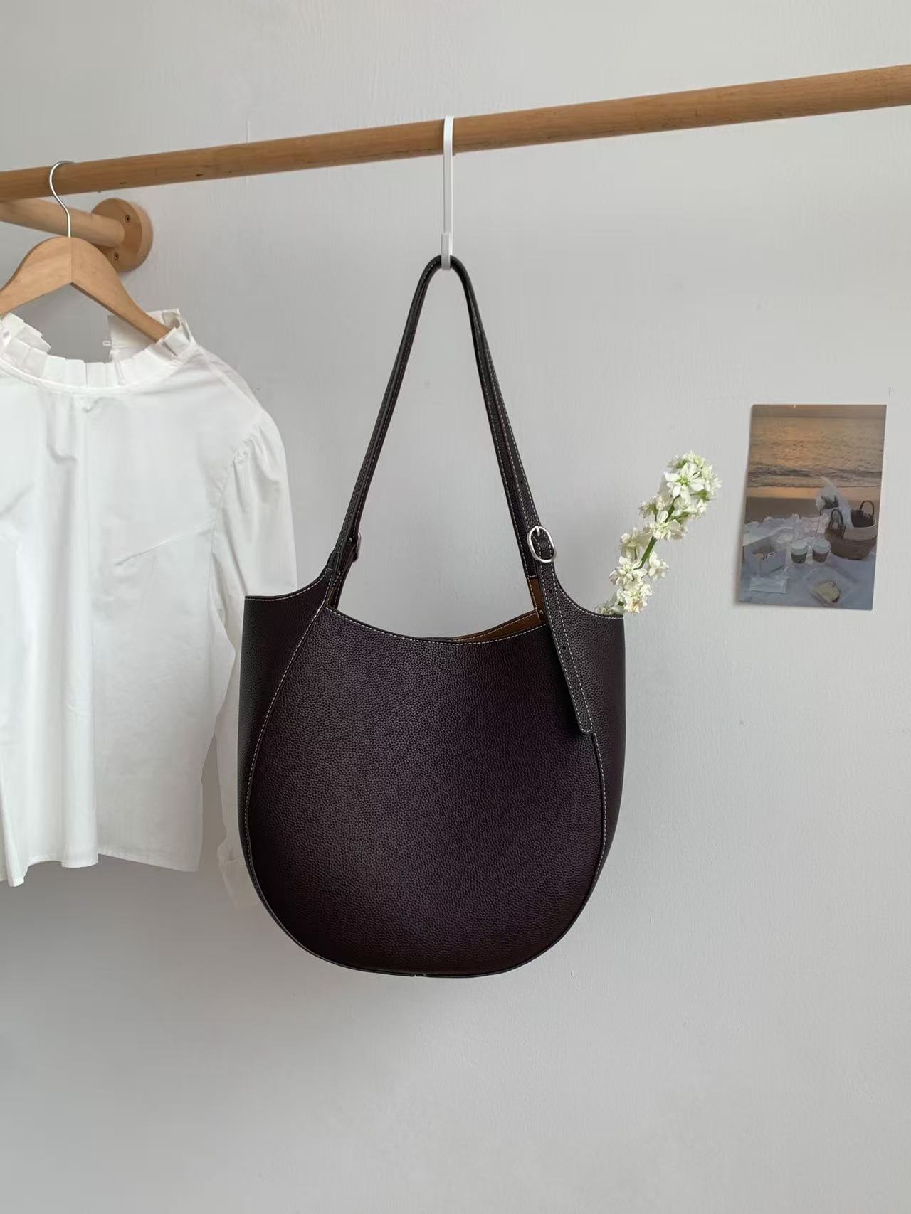 レザー調ビッグスナップボタン無地ショルダーバッグ | 詳細画像15