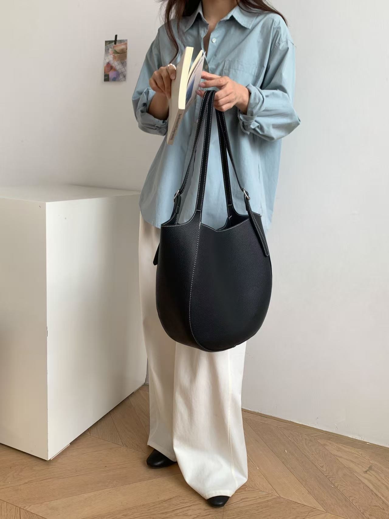 レザー調ビッグスナップボタン無地ショルダーバッグ | 詳細画像2