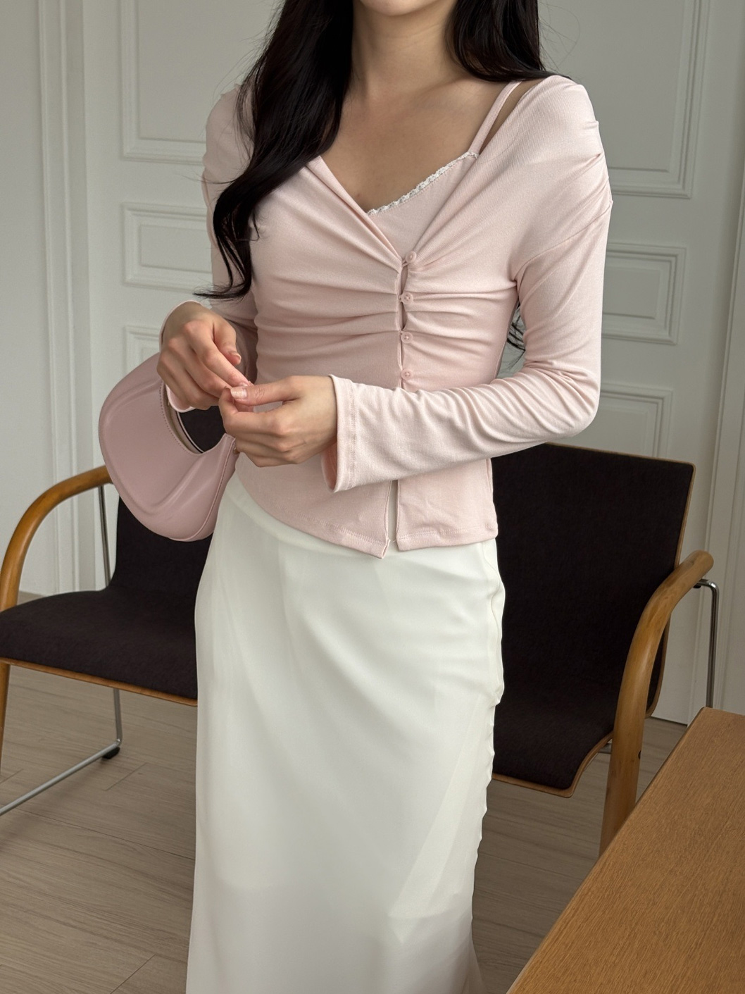 ボタンアンバランスネック長袖ギャザーカーディガンキャミソールアンサンブル | 詳細画像5