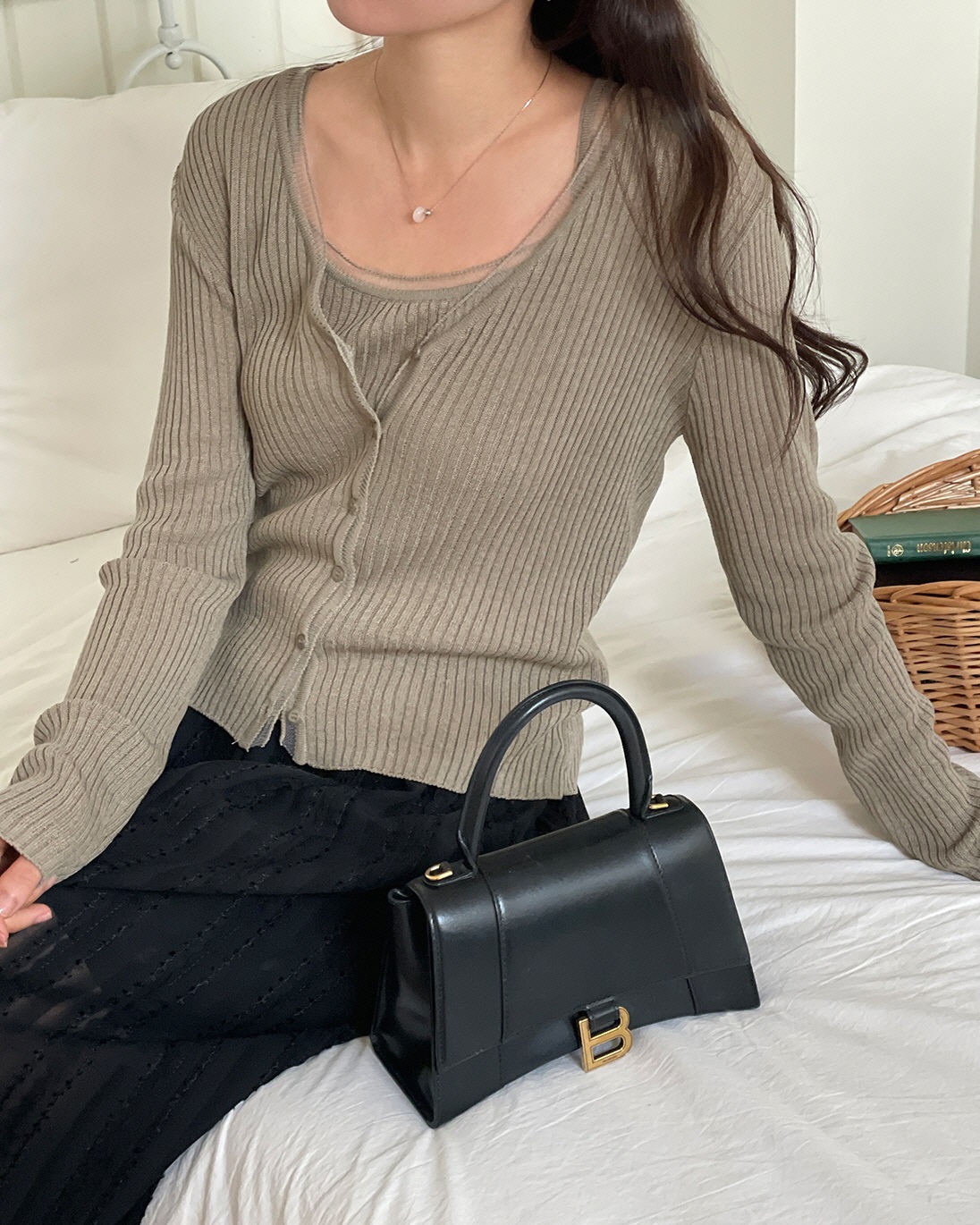 リブリネン混Vネックカーディガンキャミソールアンサンブル | 詳細画像9