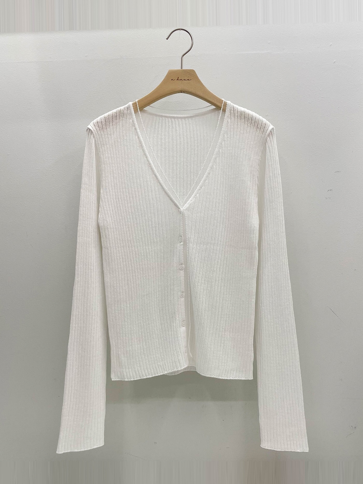 リブリネン混Vネックカーディガンキャミソールアンサンブル | 詳細画像16