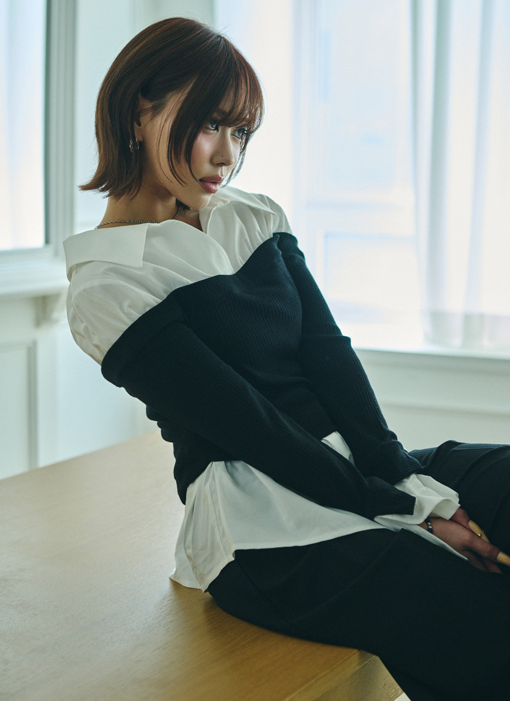 コンビオフショルダーアンバランスネックレイヤード風ブラウス | DHOLIC | 詳細画像12