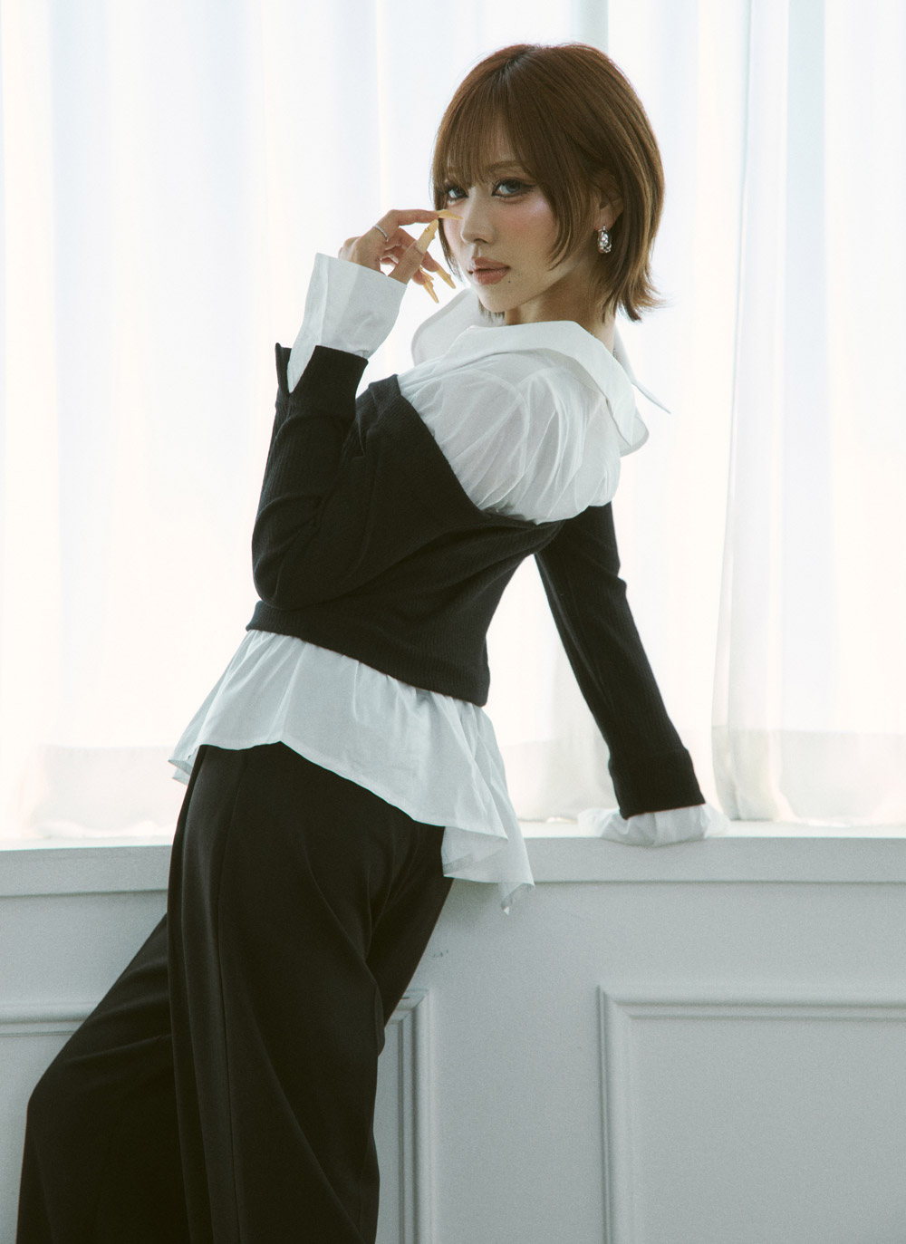 コンビオフショルダーアンバランスネックレイヤード風ブラウス | DHOLIC | 詳細画像15