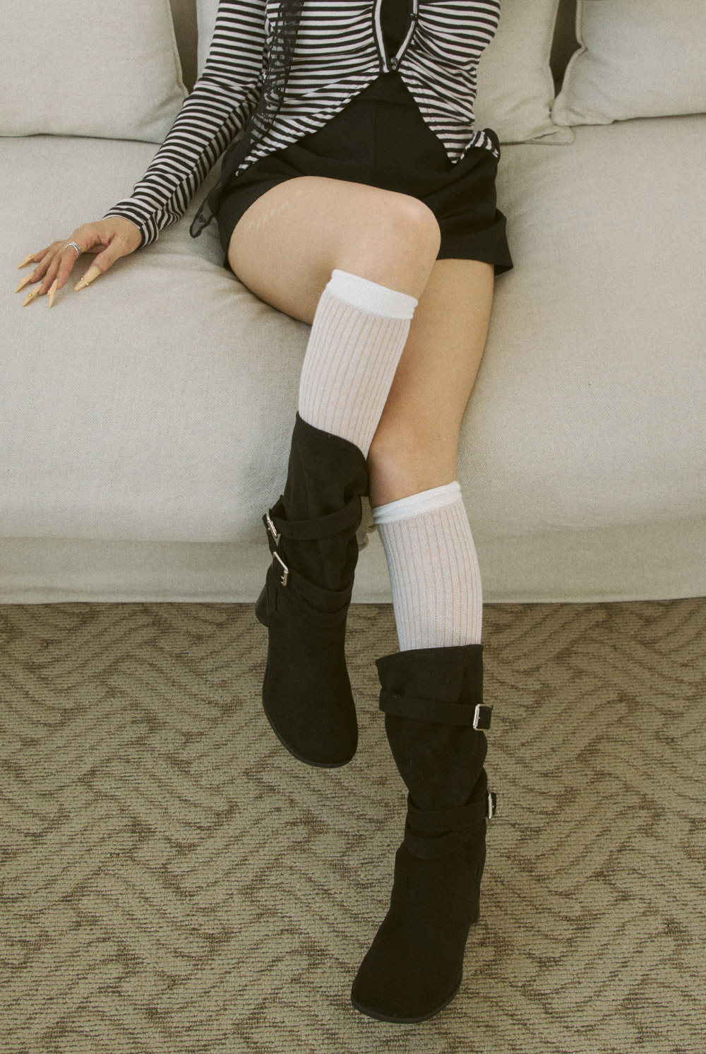 ボタンホルターネックレイヤード風長袖Tシャツ | DHOLIC | 詳細画像18