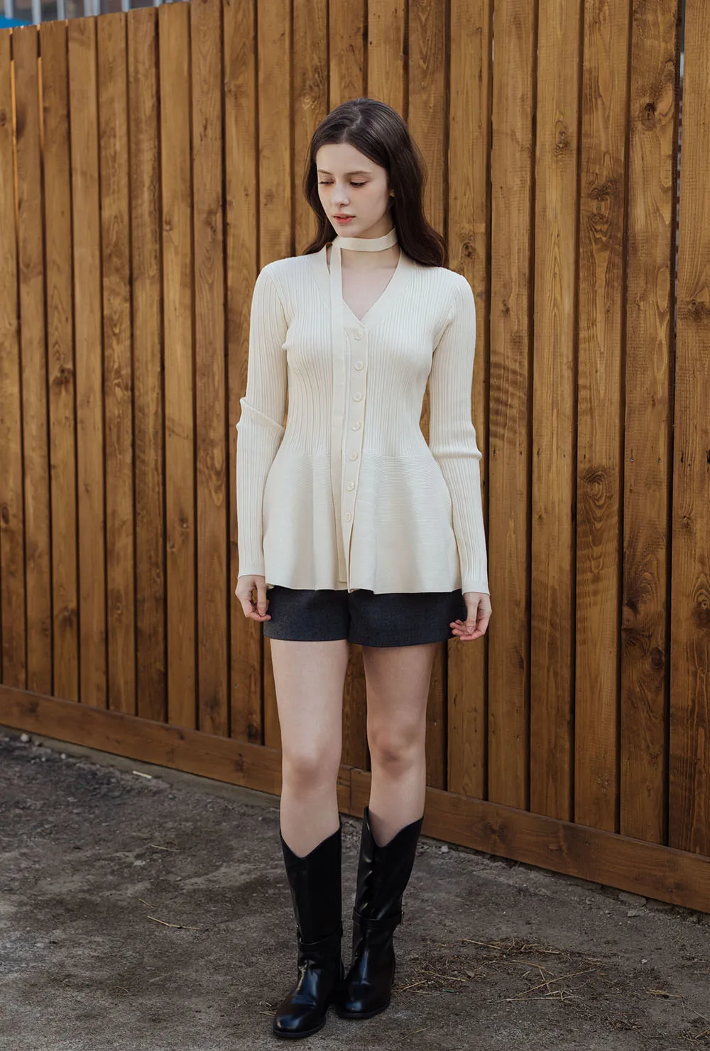 ニットボタンVネックスリム長袖フレアカーディガンストラップ付 | 詳細画像1