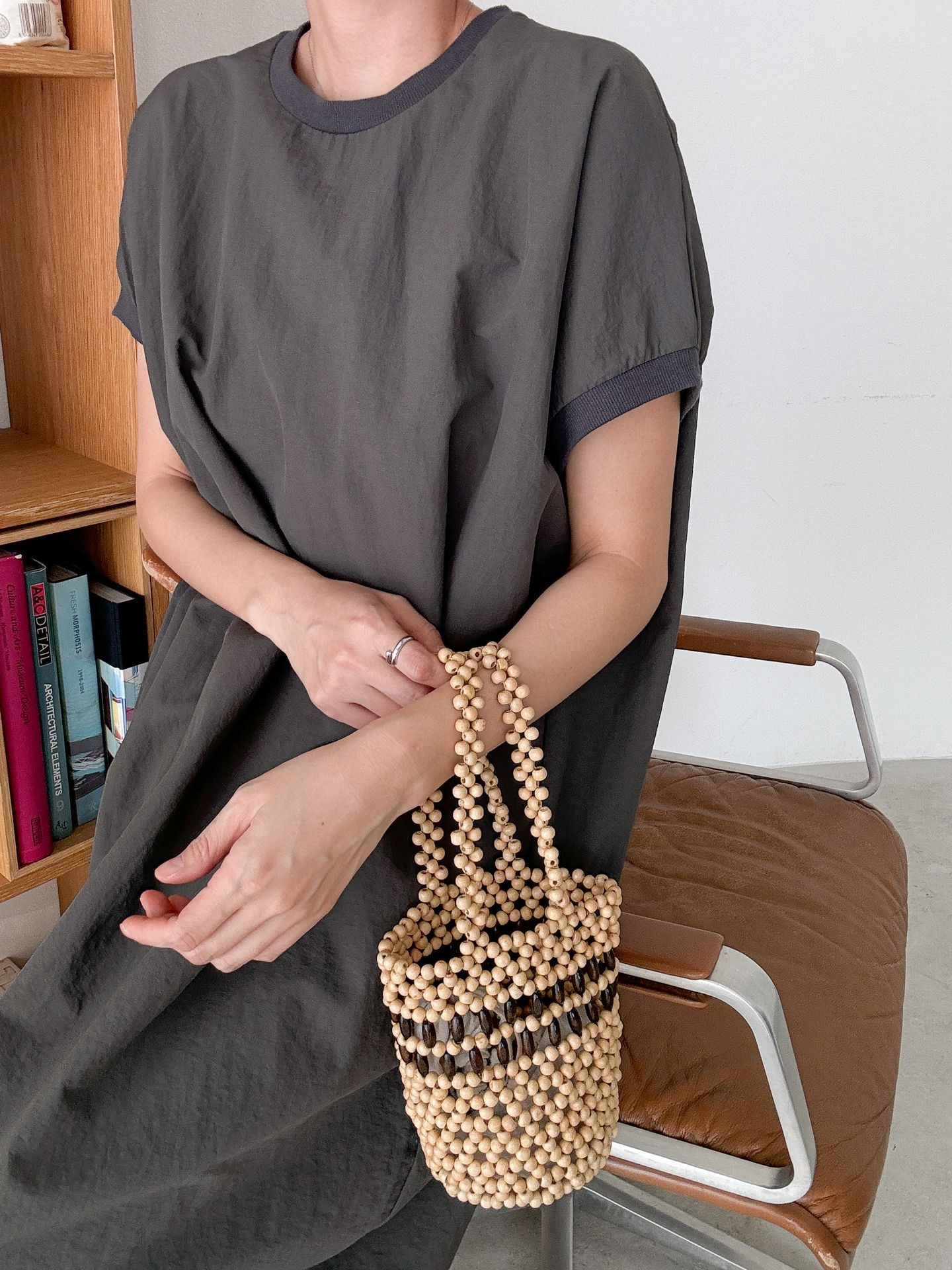 ナイロンラウンドネックフレンチスリーブラグランオーバーサイズマキシルーズ半袖Hライン(ロング丈)無地ワンピース | 詳細画像6