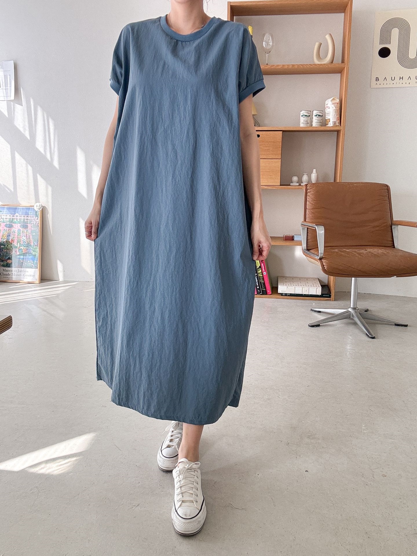 ナイロンラウンドネックフレンチスリーブラグランオーバーサイズマキシルーズ半袖Hライン(ロング丈)無地ワンピース | 詳細画像26