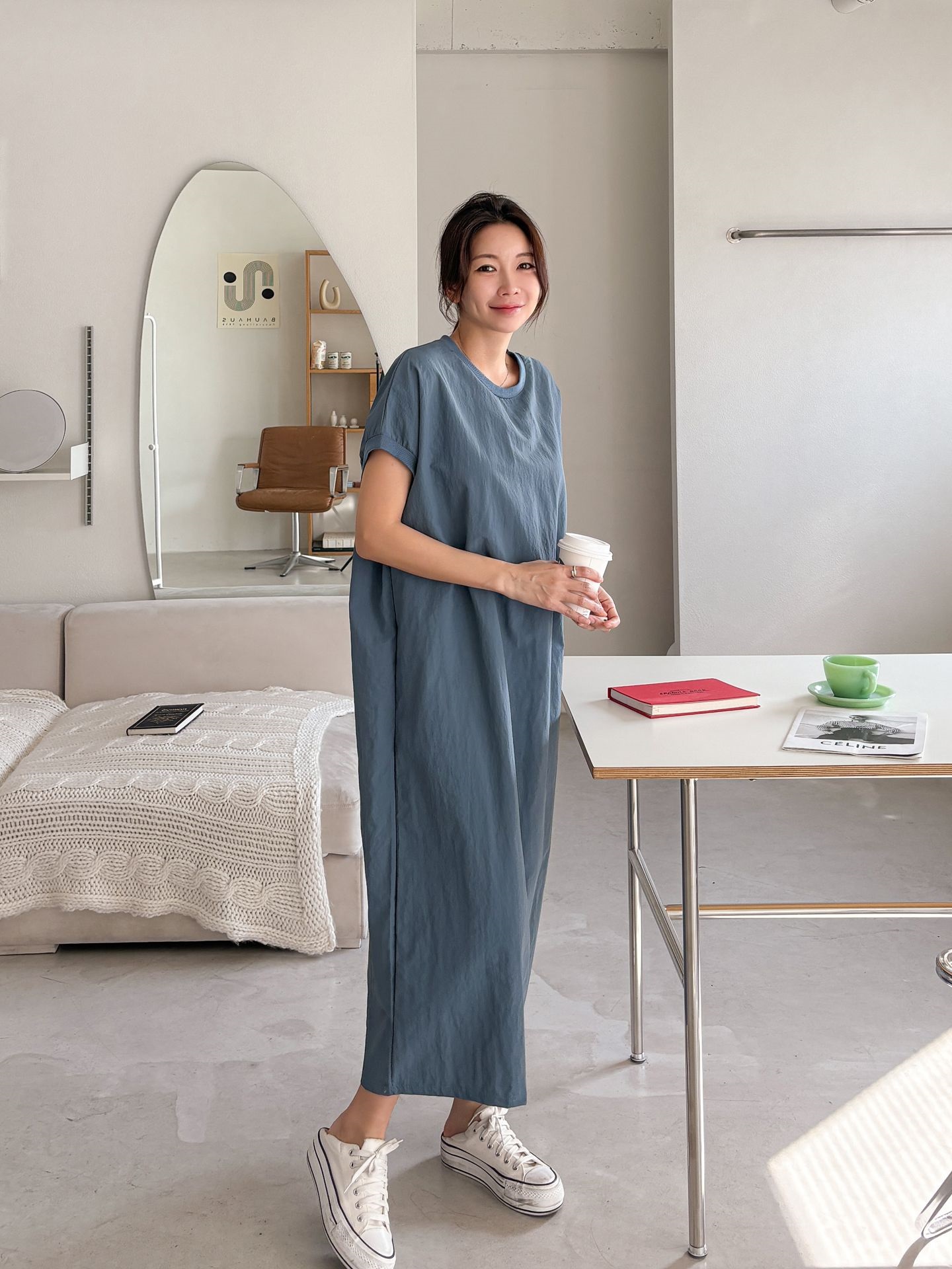 ナイロンラウンドネックフレンチスリーブラグランオーバーサイズマキシルーズ半袖Hライン(ロング丈)無地ワンピース | 詳細画像30