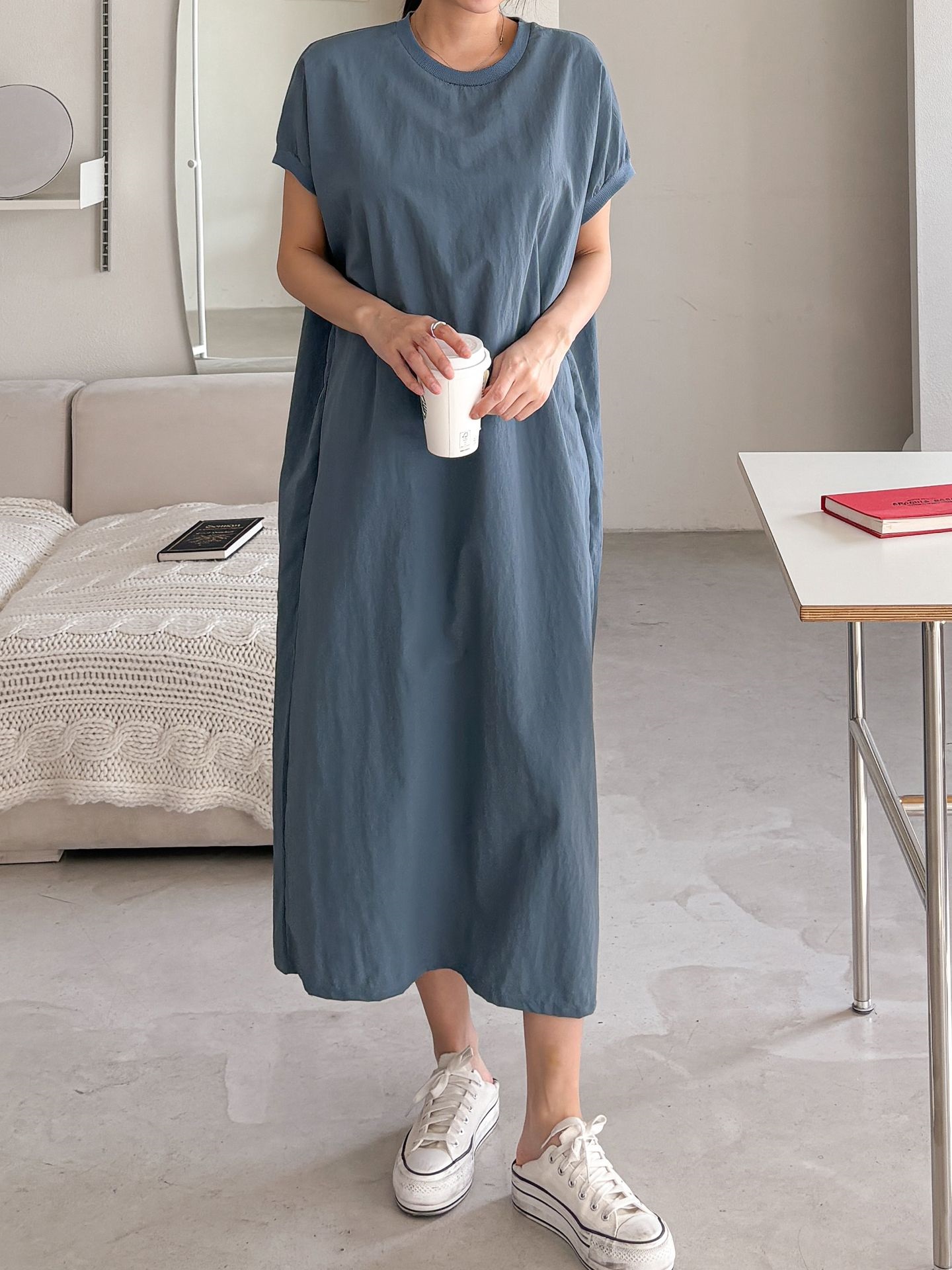 ナイロンラウンドネックフレンチスリーブラグランオーバーサイズマキシルーズ半袖Hライン(ロング丈)無地ワンピース | 詳細画像31