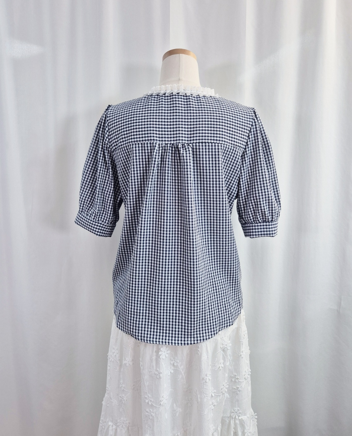 ボタンラウンドネックラインパフスリーブ半袖ギャザー配色チェックブラウス | 詳細画像16