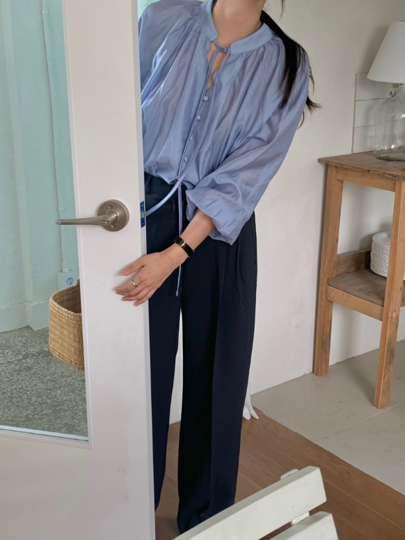 ボタンストラップVネックパフスリーブラグランルーズ長袖ギャザー無地ブラウス | 詳細画像6