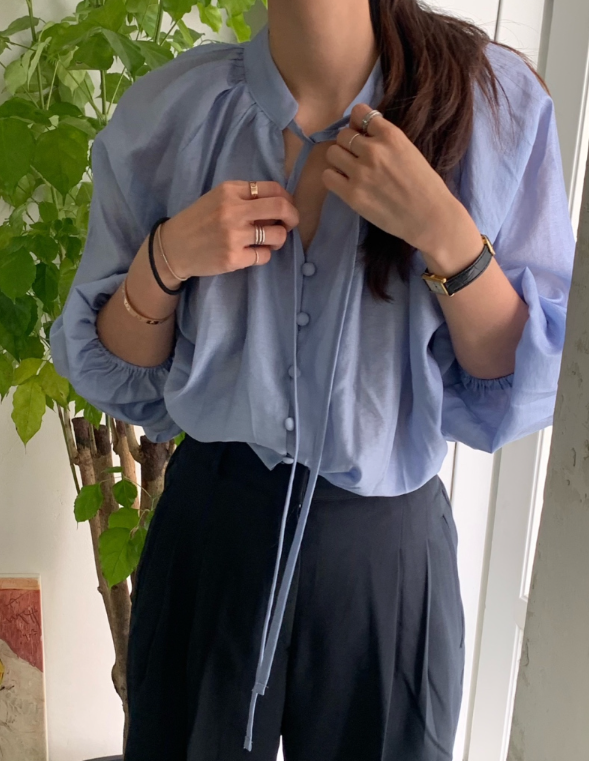 ボタンストラップVネックパフスリーブラグランルーズ長袖ギャザー無地ブラウス | 詳細画像8