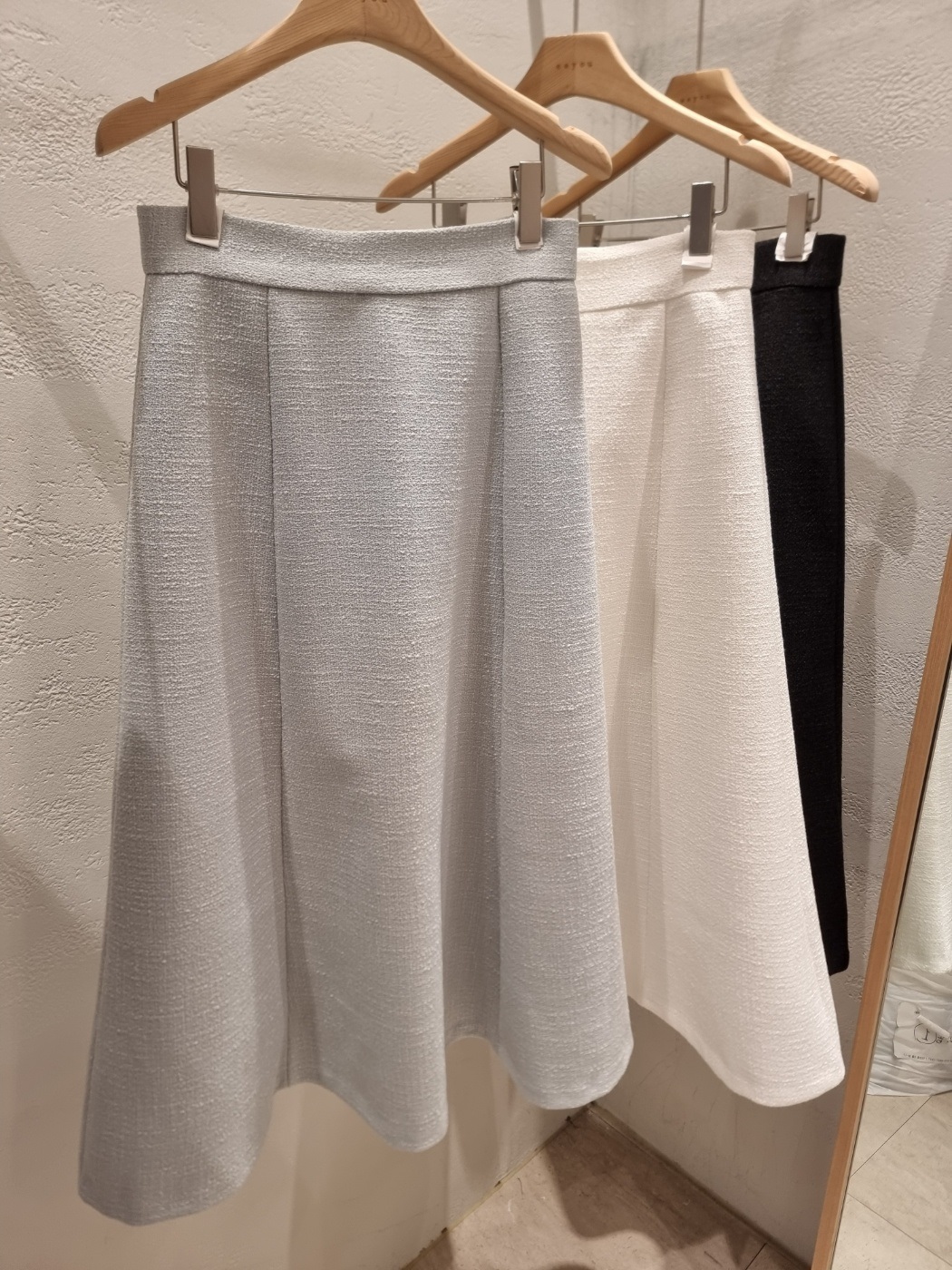 ツイードボタンVネック肩パッドラインパフスリーブロング長袖フレアAライン無地ツーピース(トップス、ボトムス)スカートジャケット | 詳細画像25