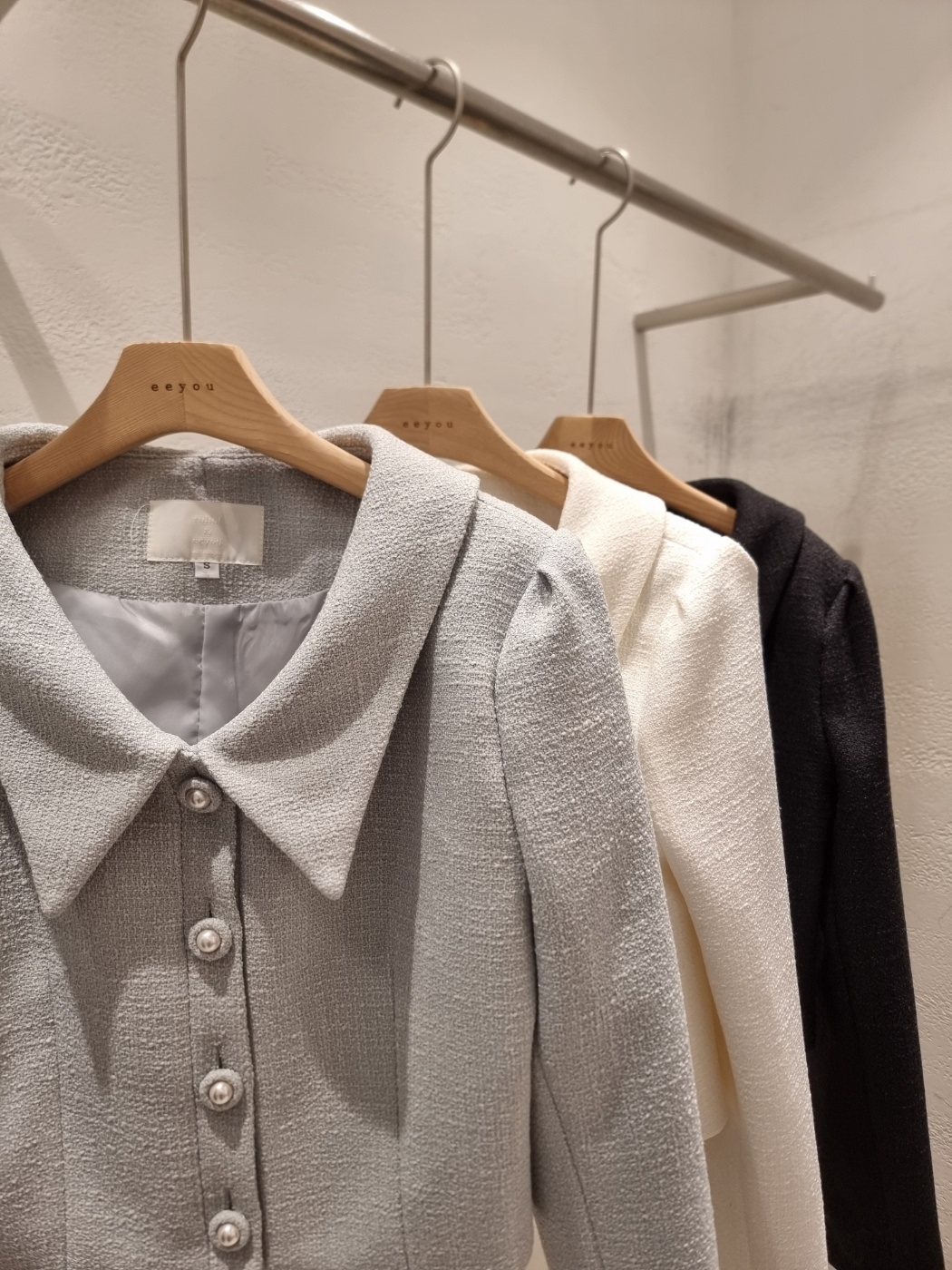 ツイードボタンVネック肩パッドラインパフスリーブクロップド長袖無地ジャケット | 詳細画像19