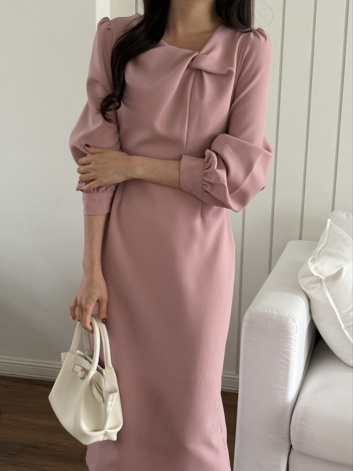 スリットラインパフスリーブツイスト長袖ギャザーボタンスリーブバックストラップHライン(ロング丈)無地ワンピース | 詳細画像9