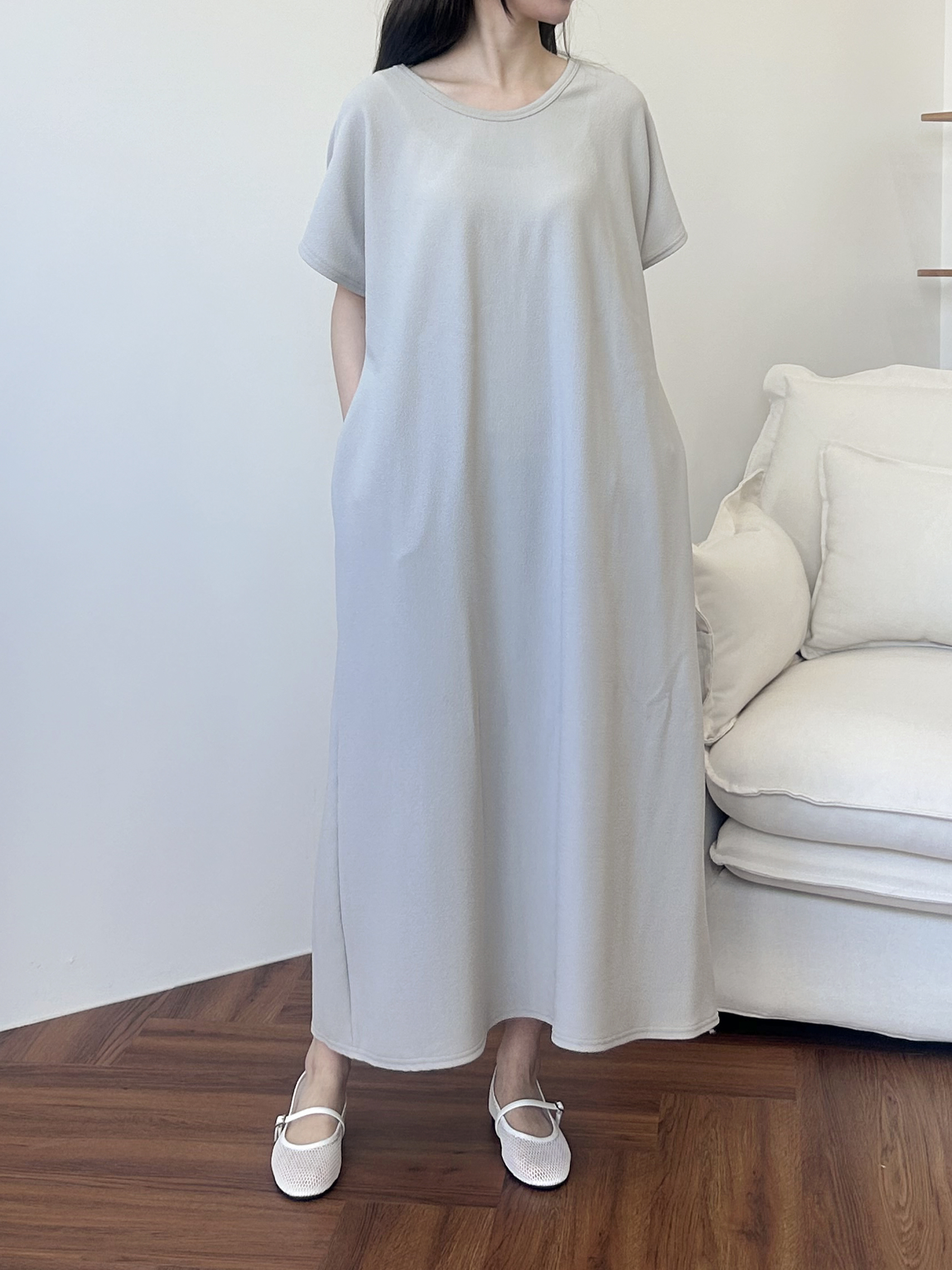 ラウンドネックマキシロング半袖ワンピース | 詳細画像4