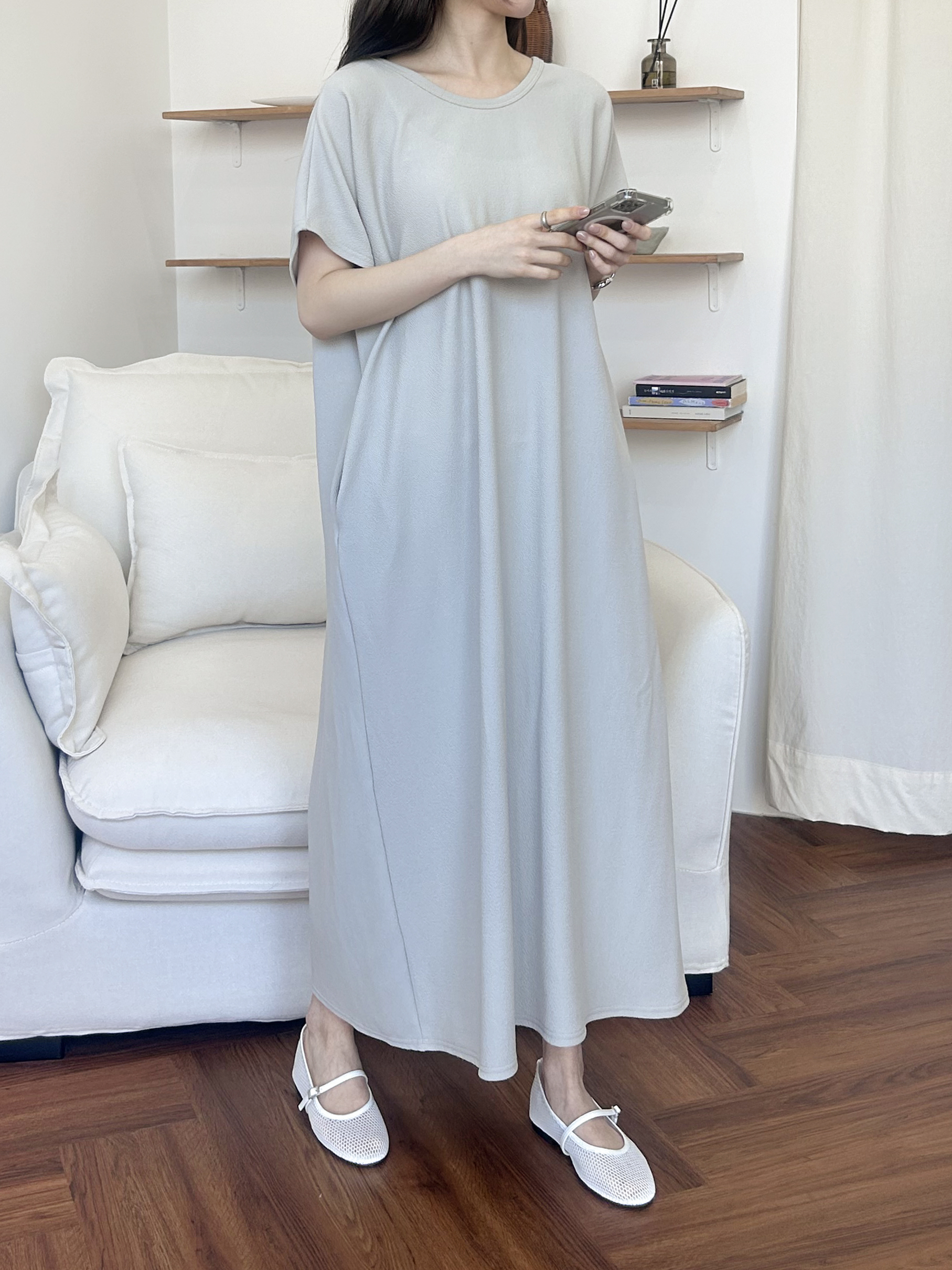 ラウンドネックマキシロング半袖ワンピース | 詳細画像10