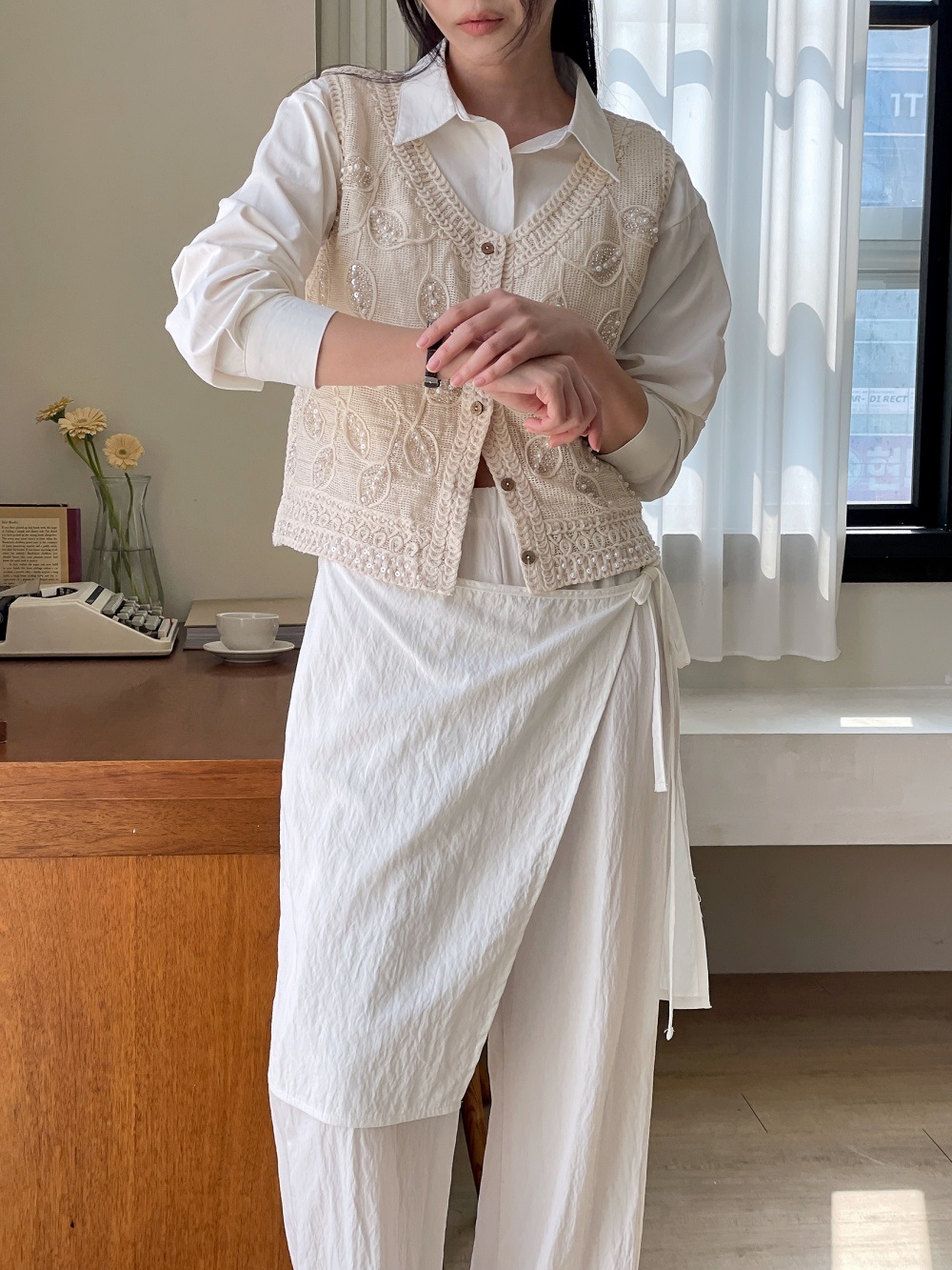 レースエコパールボタンVネックビスチェ | 詳細画像18