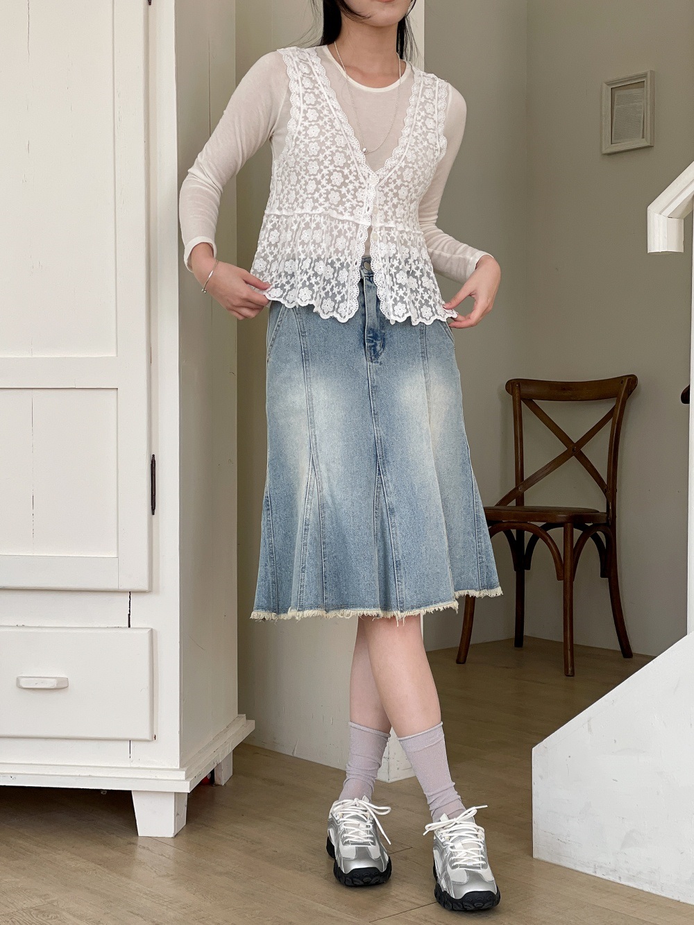 花柄レースボタンVネックビスチェ | 詳細画像3