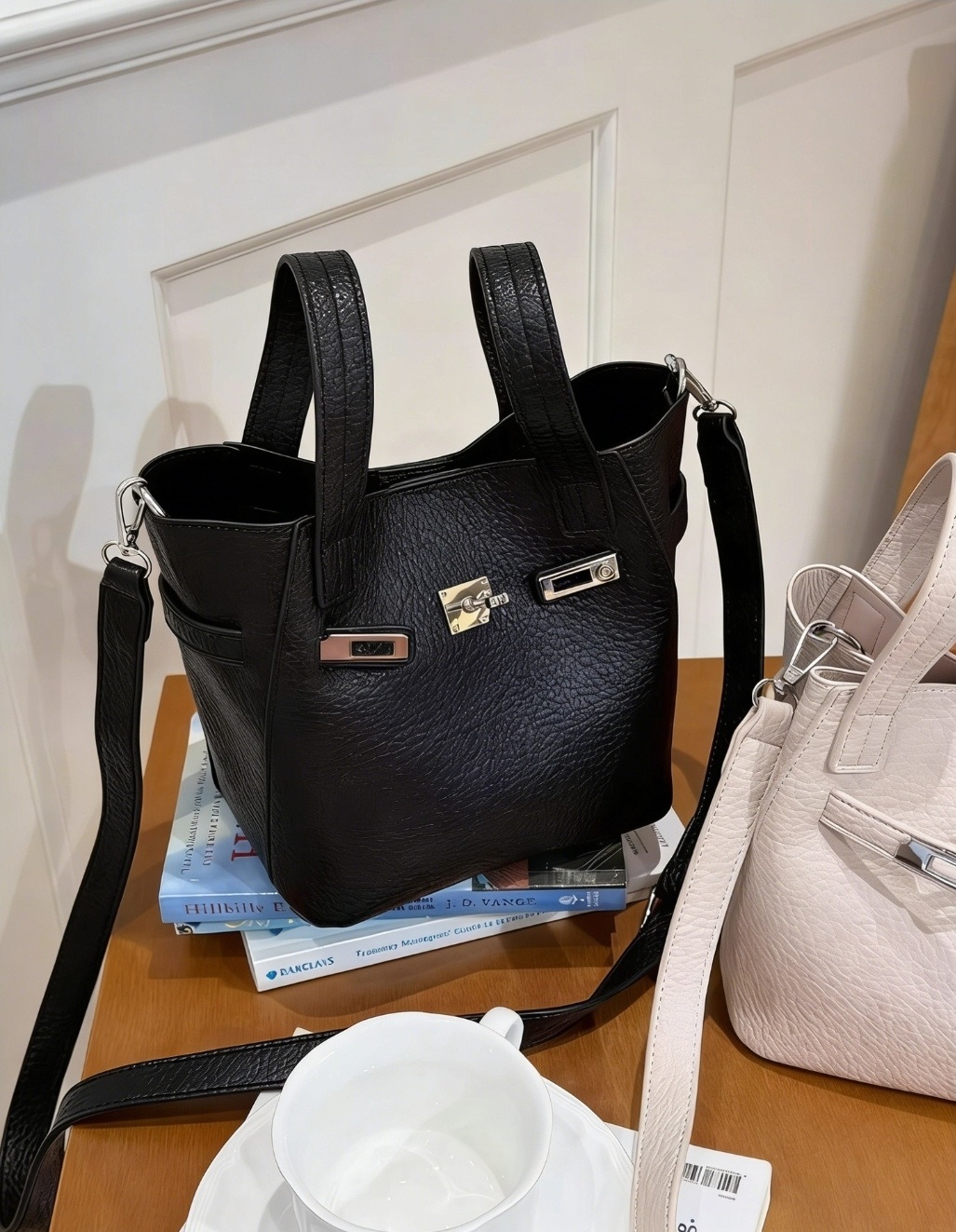 レザー調ショルダーバッグ | 詳細画像6