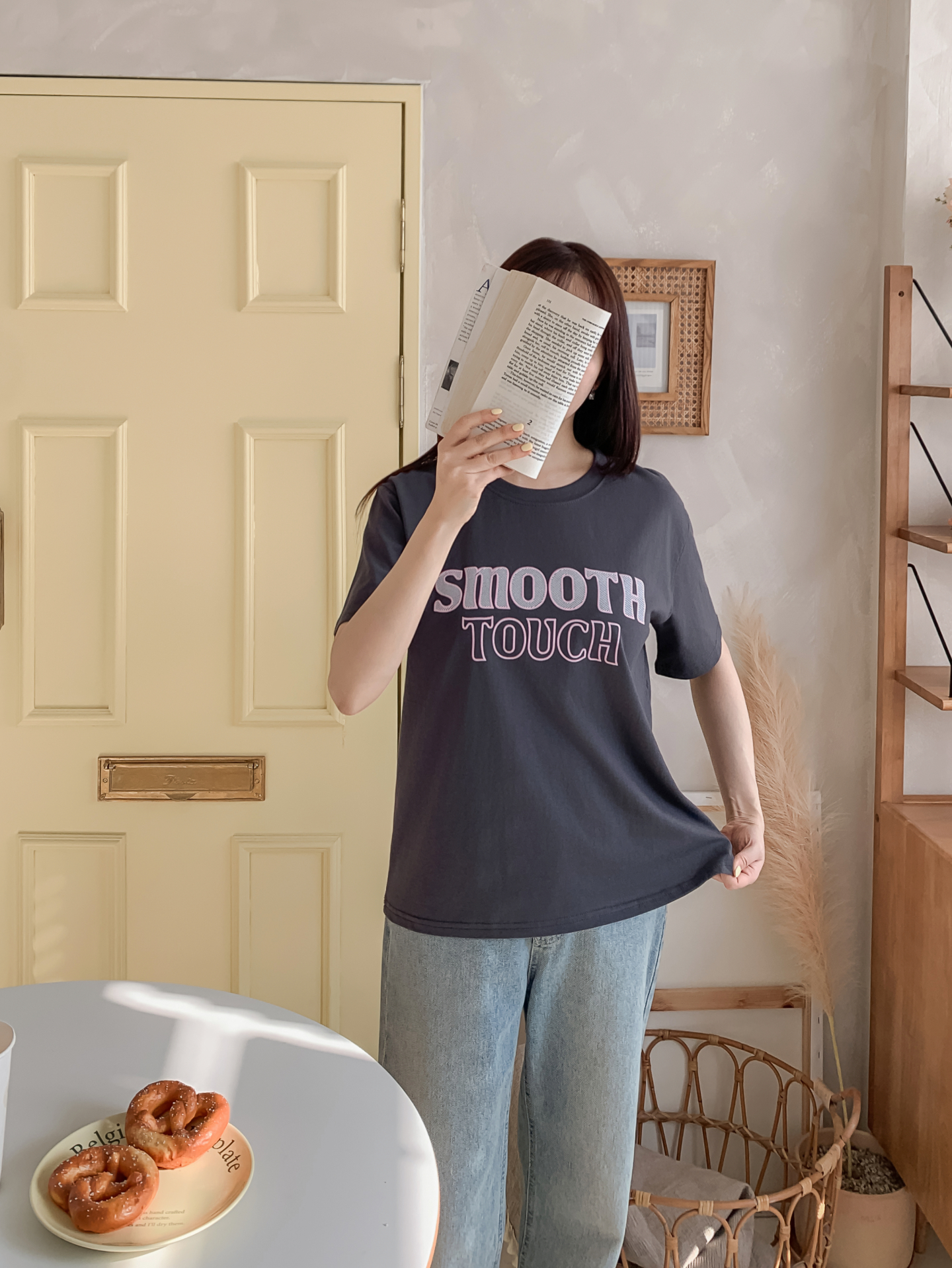 コットンラウンドネック半袖レタリング刺繍Tシャツ | 詳細画像4