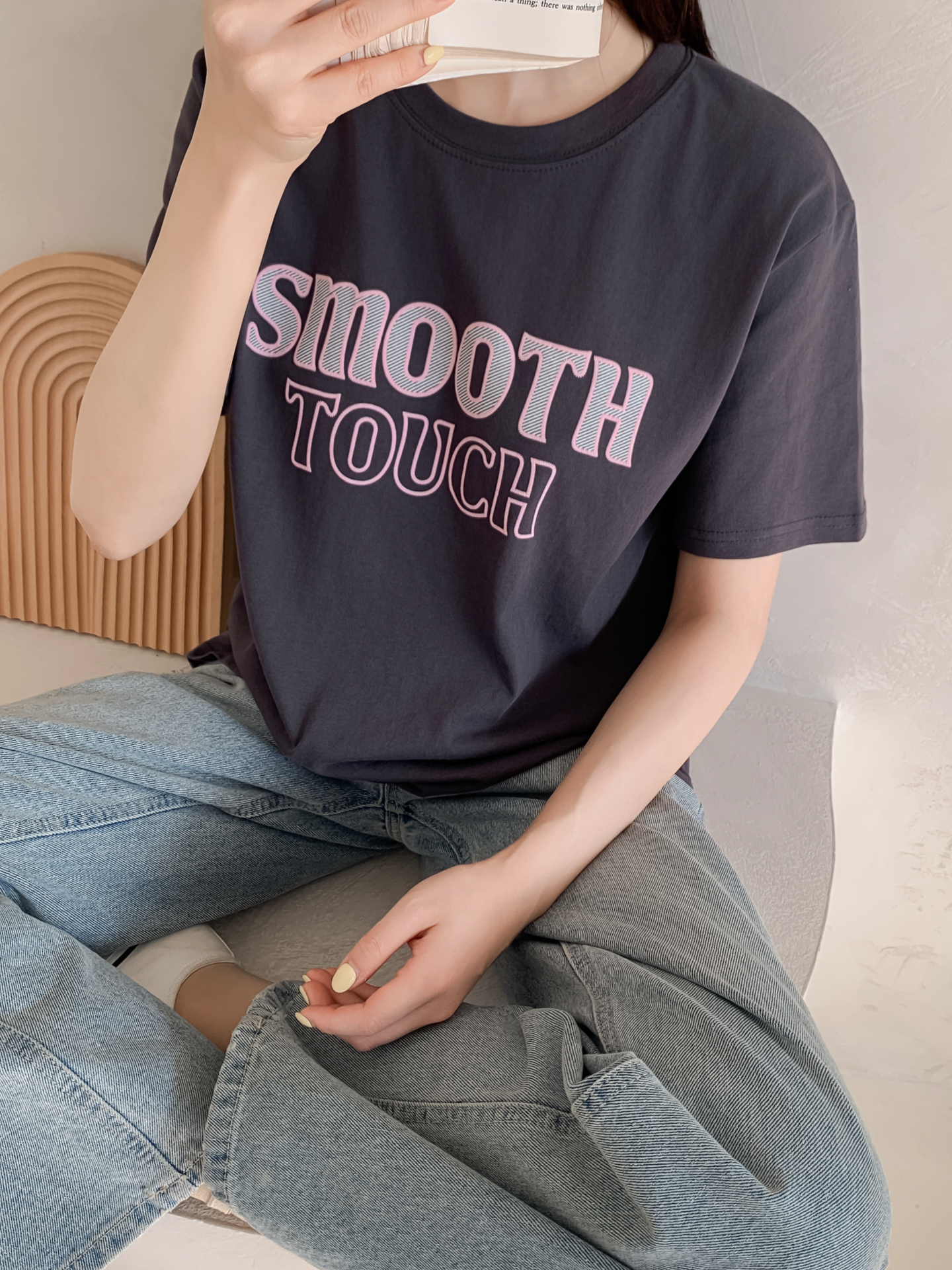 コットンラウンドネック半袖レタリング刺繍Tシャツ | 詳細画像12