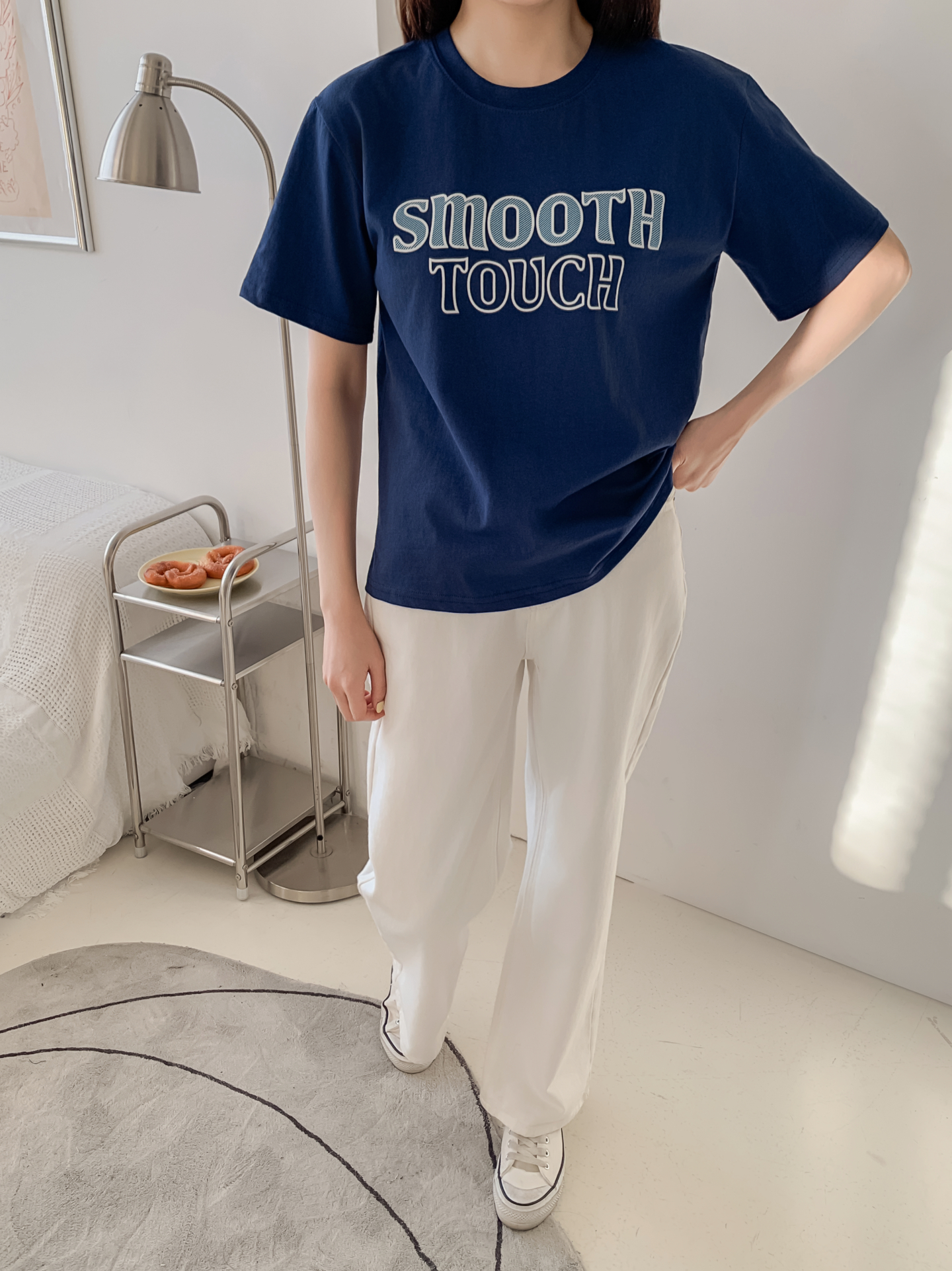 コットンラウンドネック半袖レタリング刺繍Tシャツ | 詳細画像26