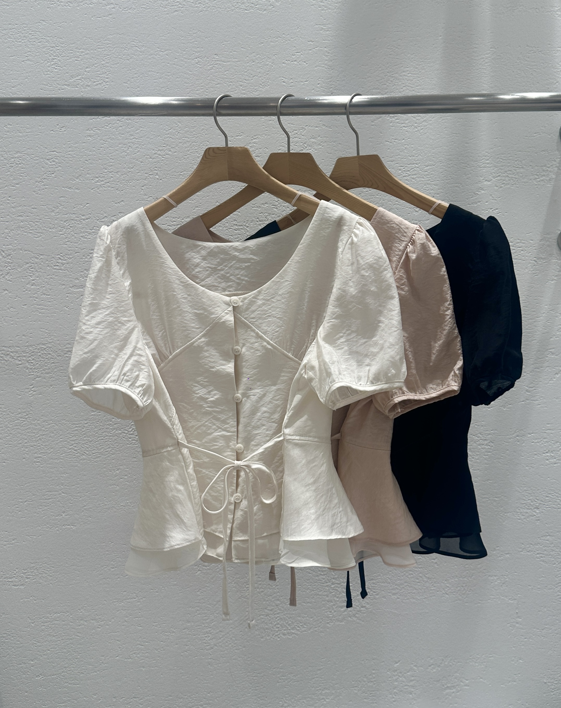 ボタンストラップラウンドネック半袖ブラウス | 詳細画像19