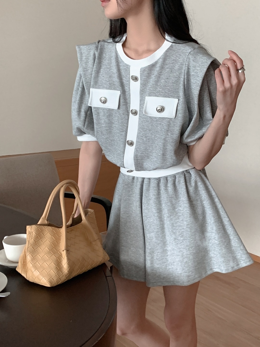 ラウンドネックポケットウエストゴムショート半袖Aラインフェイクボタンセットアップ | 詳細画像7