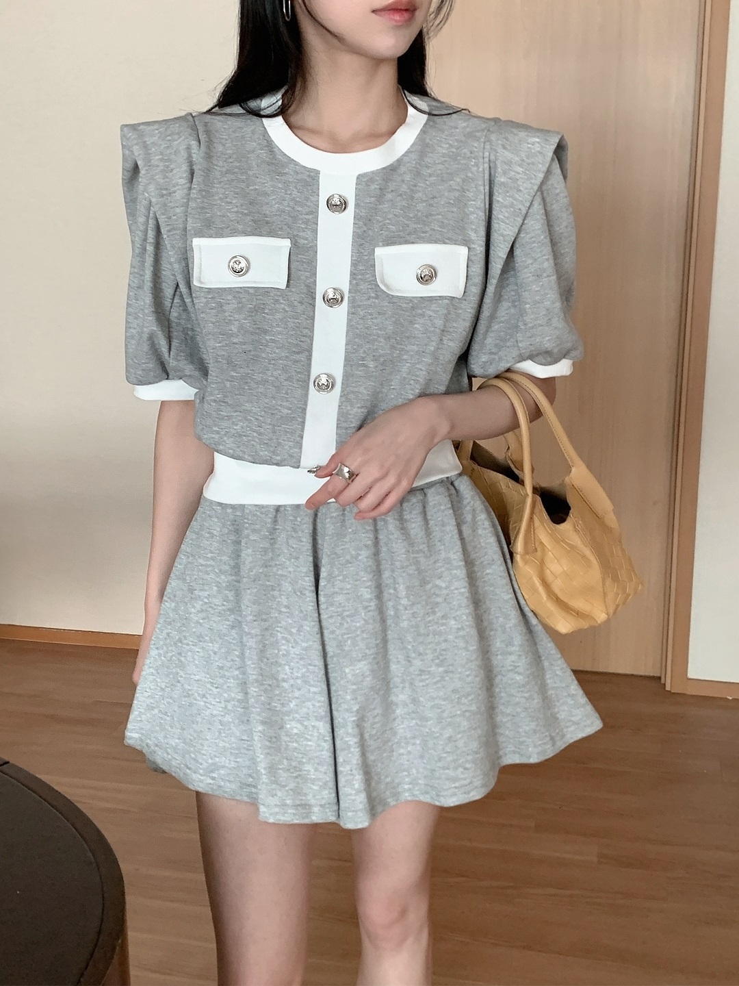 ラウンドネックポケットウエストゴムショート半袖Aラインフェイクボタンセットアップ | 詳細画像9