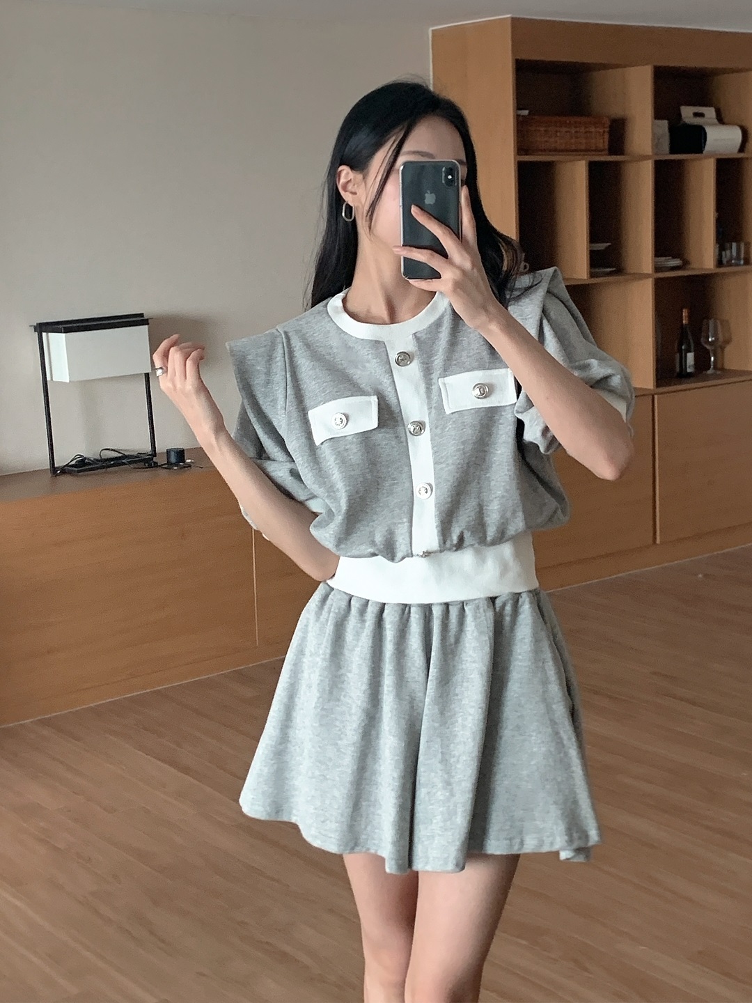 ラウンドネックポケットウエストゴムショート半袖Aラインフェイクボタンセットアップ | 詳細画像11