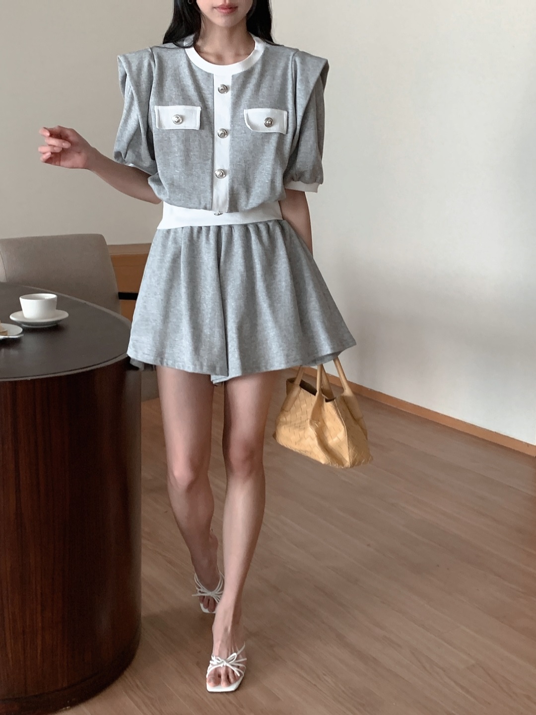 ラウンドネックポケットウエストゴムショート半袖Aラインフェイクボタンセットアップ | 詳細画像13