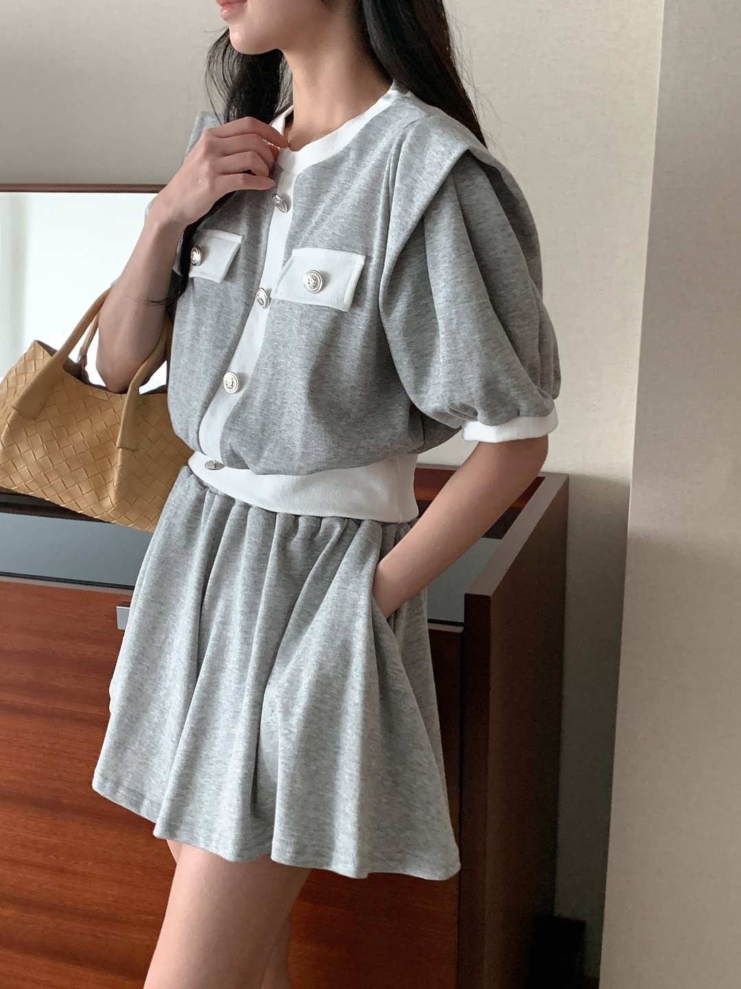 ラウンドネックポケットウエストゴムショート半袖Aラインフェイクボタンセットアップ | 詳細画像15