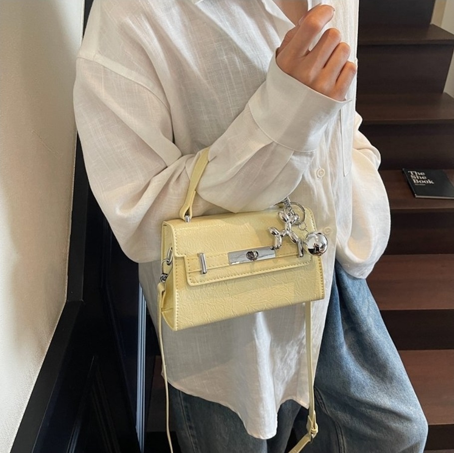 レザー調Hラインカラーショルダーバッグ | 詳細画像11