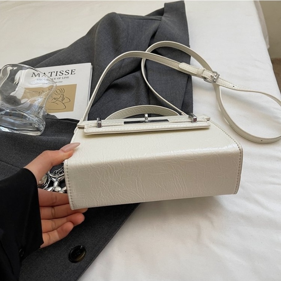 レザー調Hラインカラーショルダーバッグ | 詳細画像15