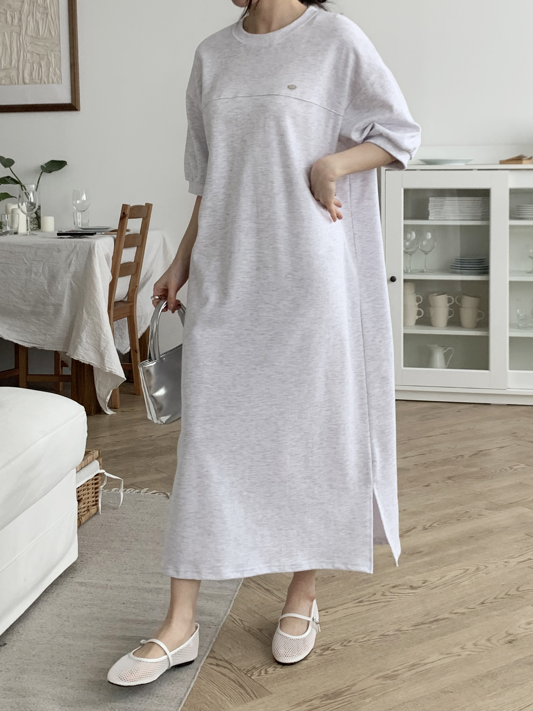 ラウンドネックロングルーズ半袖ペンダントワンピース | 詳細画像4