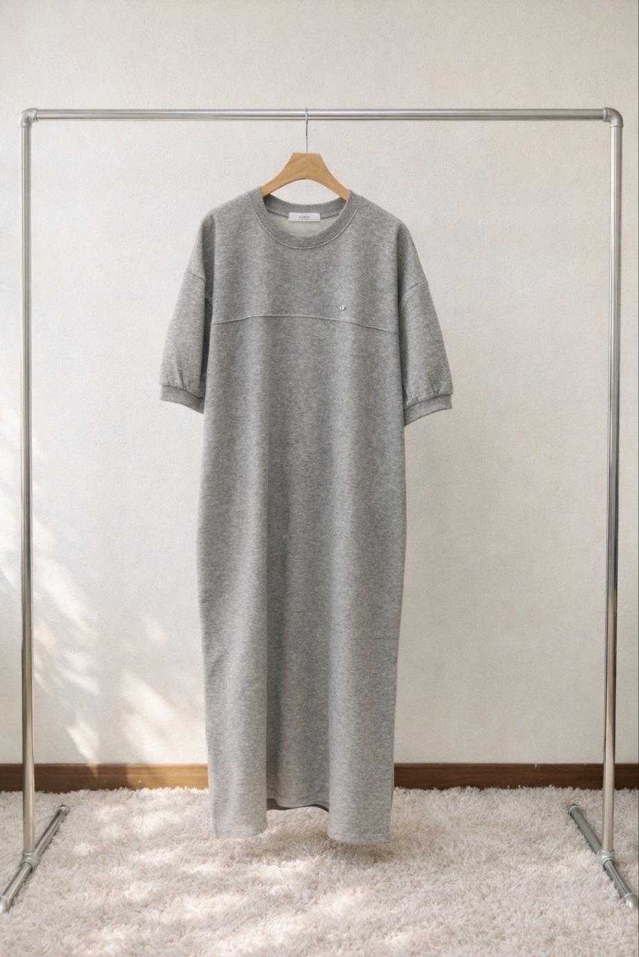 ラウンドネックロングルーズ半袖ペンダントワンピース | 詳細画像13