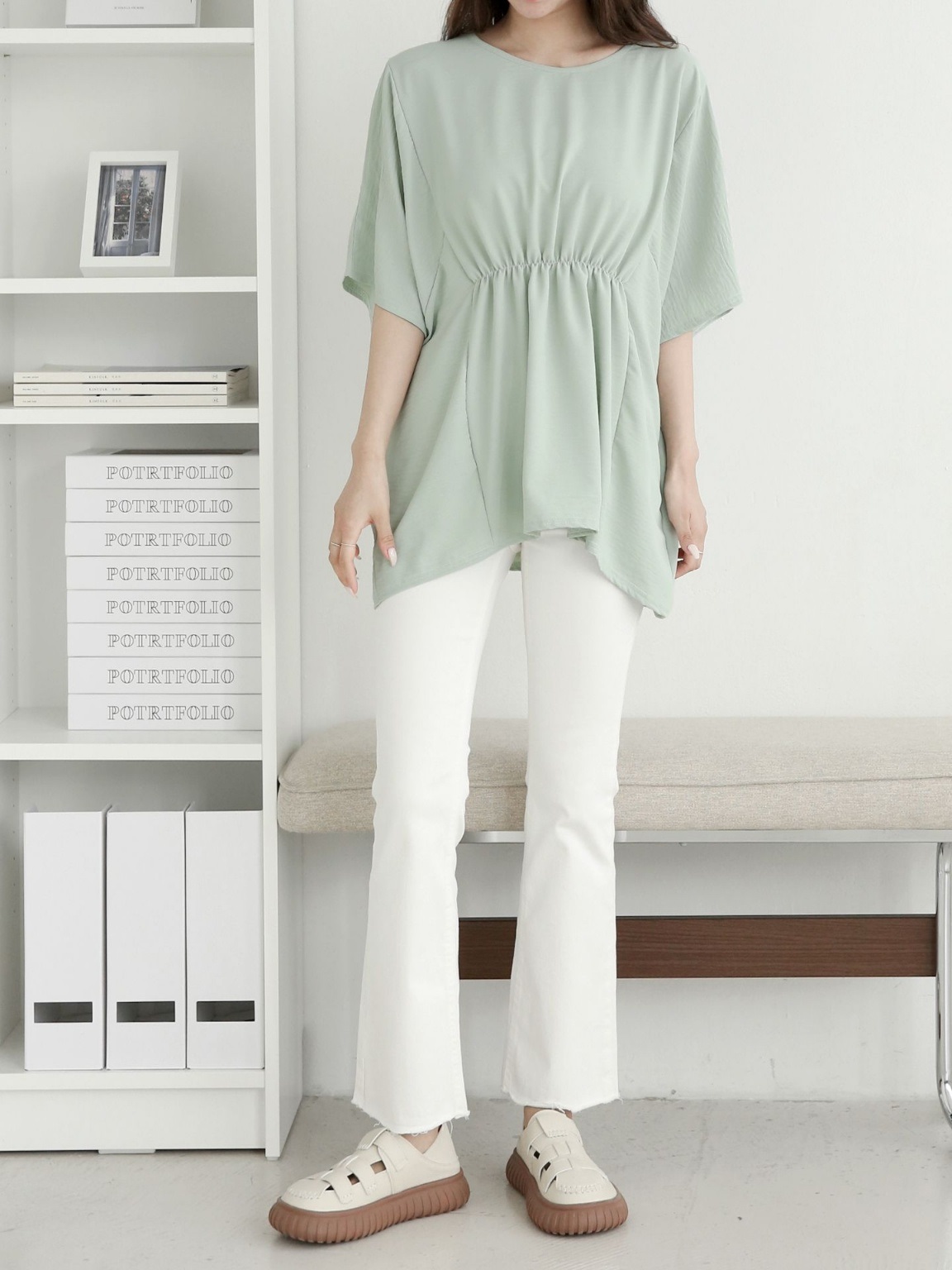 ラウンドネックシャーリングラインドルマンルーズ半袖ハーフ無地ブラウス | 詳細画像2