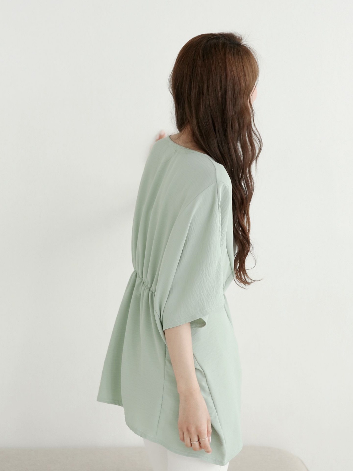 ラウンドネックシャーリングラインドルマンルーズ半袖ハーフ無地ブラウス | 詳細画像7