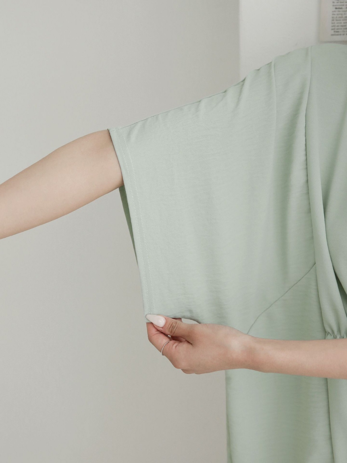 ラウンドネックシャーリングラインドルマンルーズ半袖ハーフ無地ブラウス | 詳細画像18