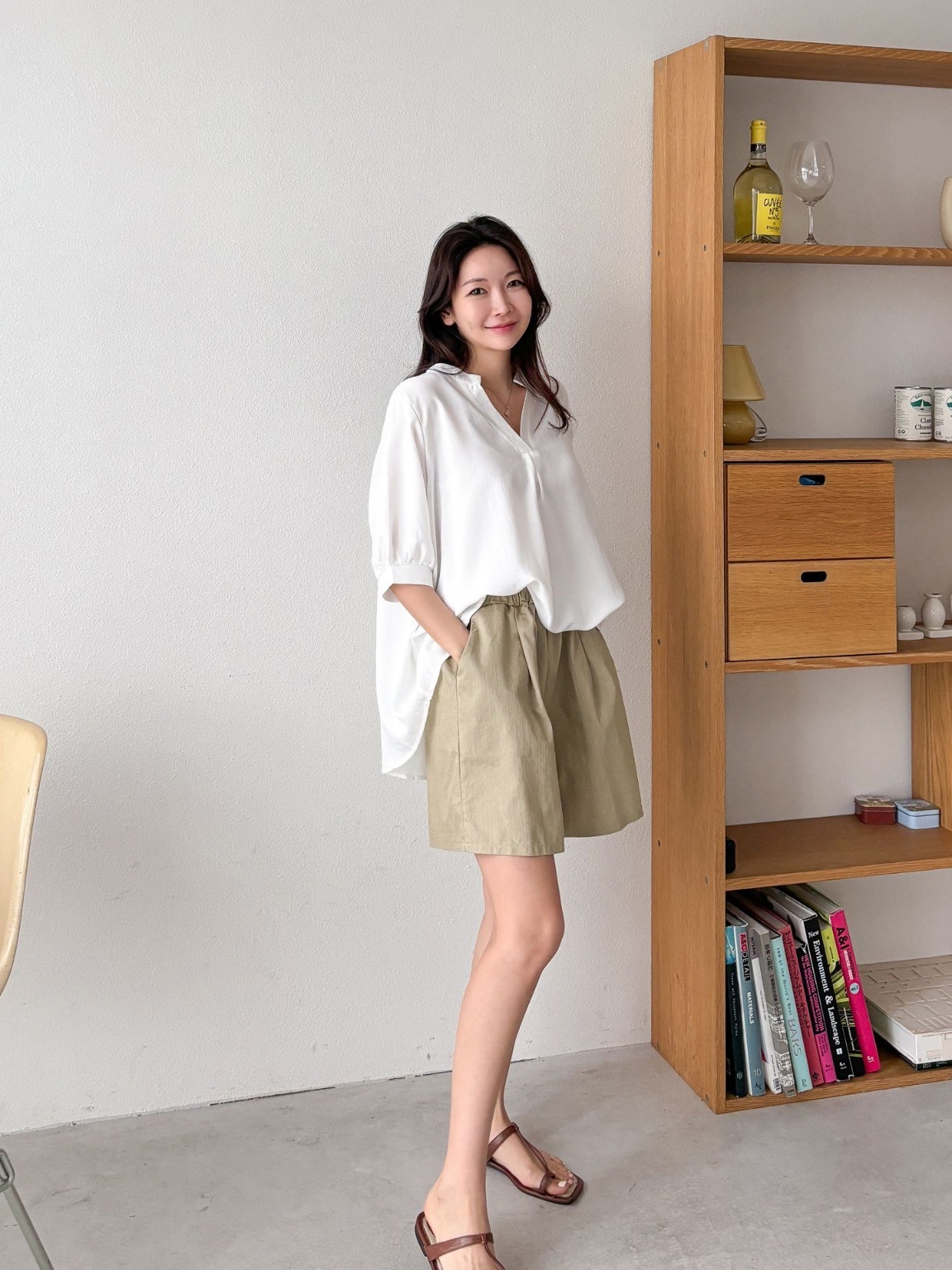 コットンポケットウエストゴムオーバーサイズミニ無地ショートパンツ | 詳細画像13