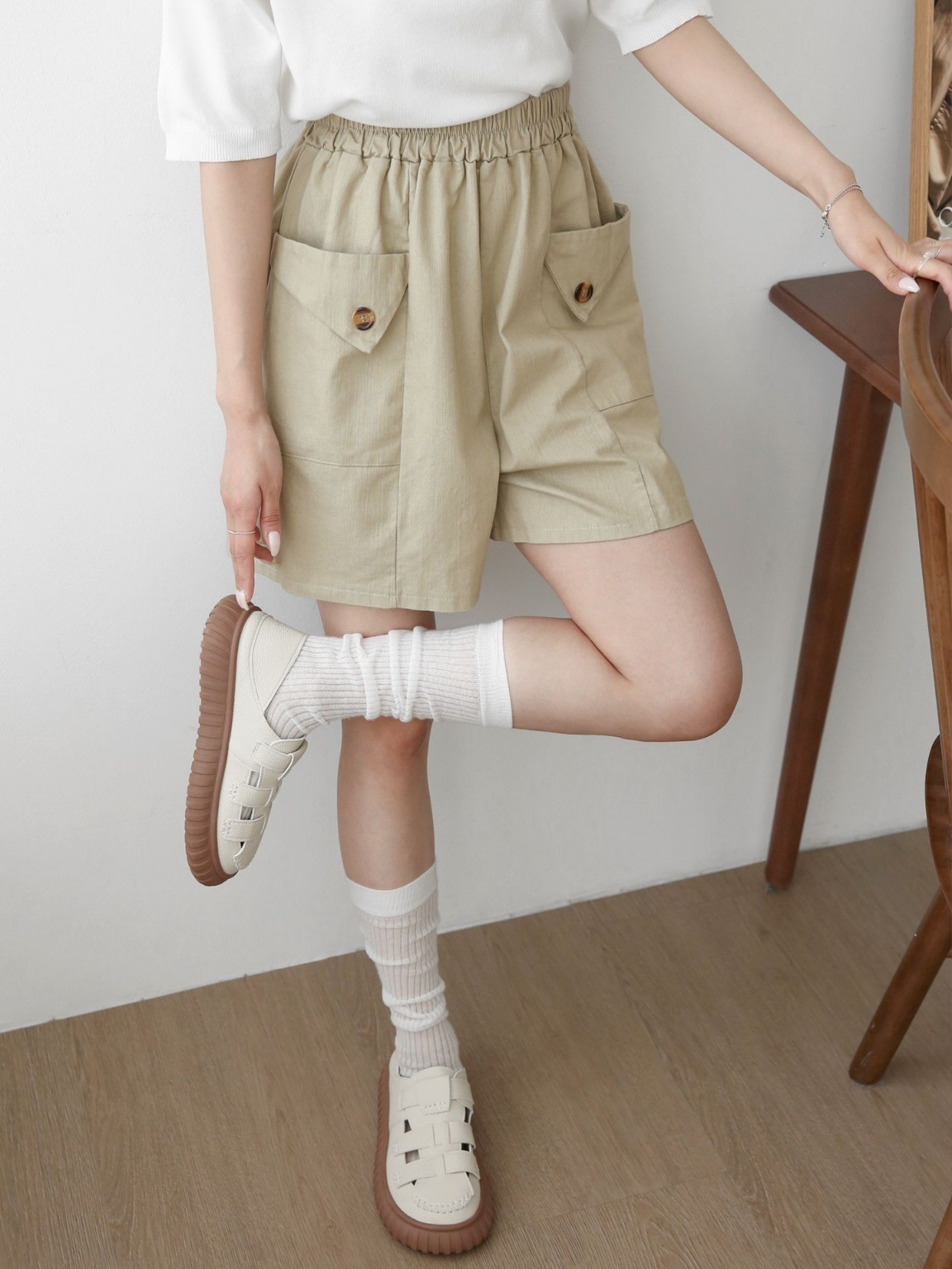 ポケットウエストゴムフェイクボタンハーフ無地ハーフパンツ | 詳細画像6